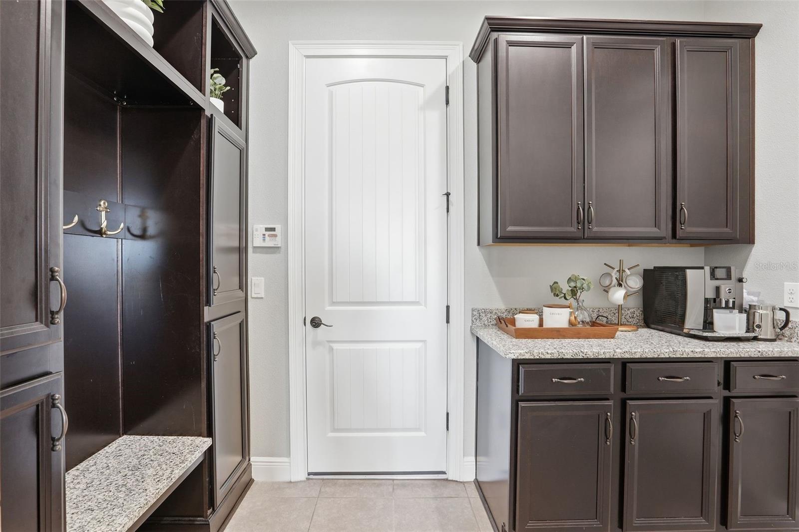 Image 21 of 88 For 16641 Broadwater Avenue