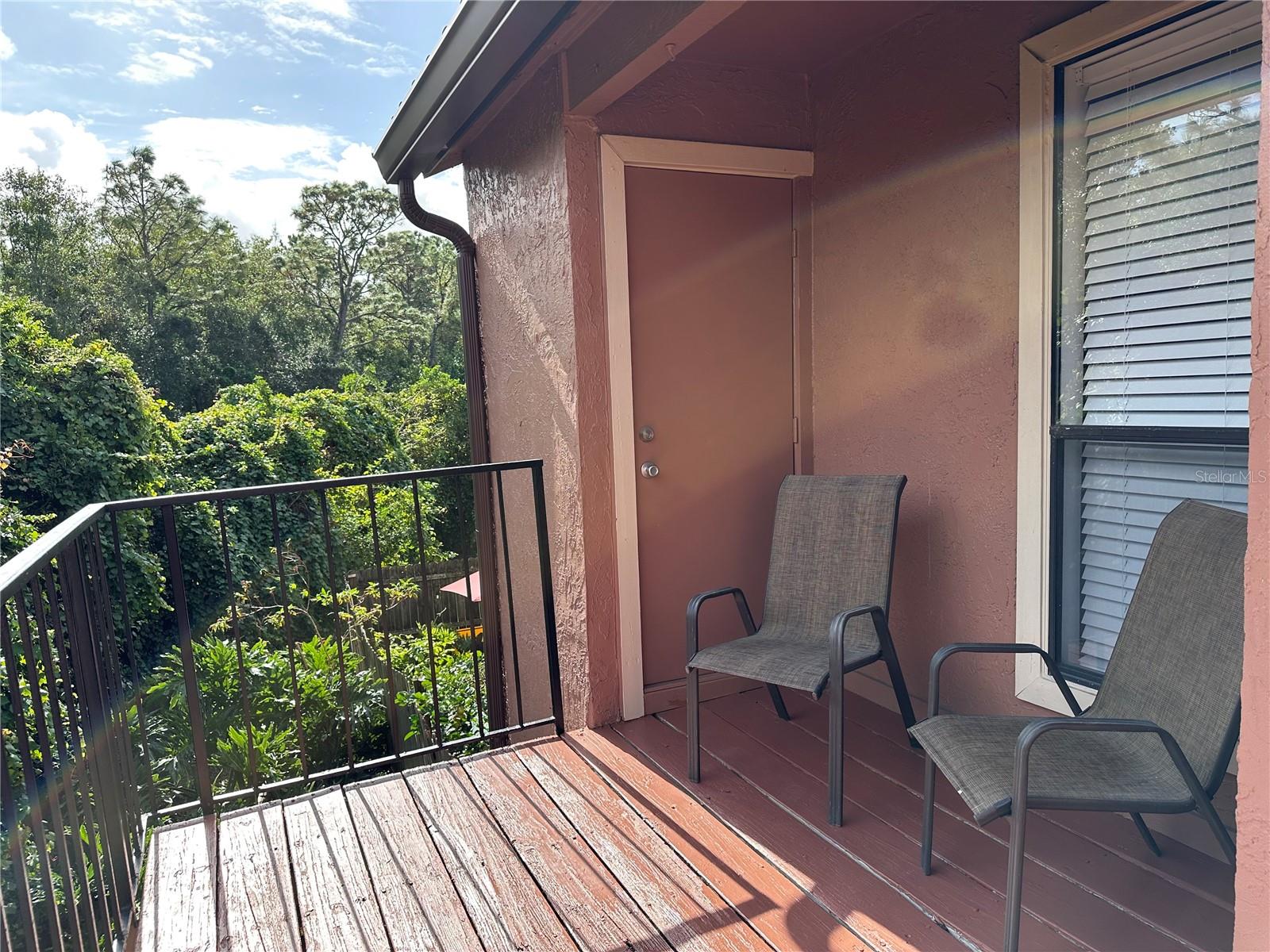 Image 33 of 43 For 627 Grenadine Court S