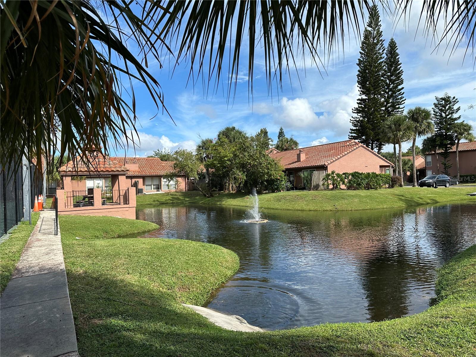 Image 43 of 43 For 627 Grenadine Court S