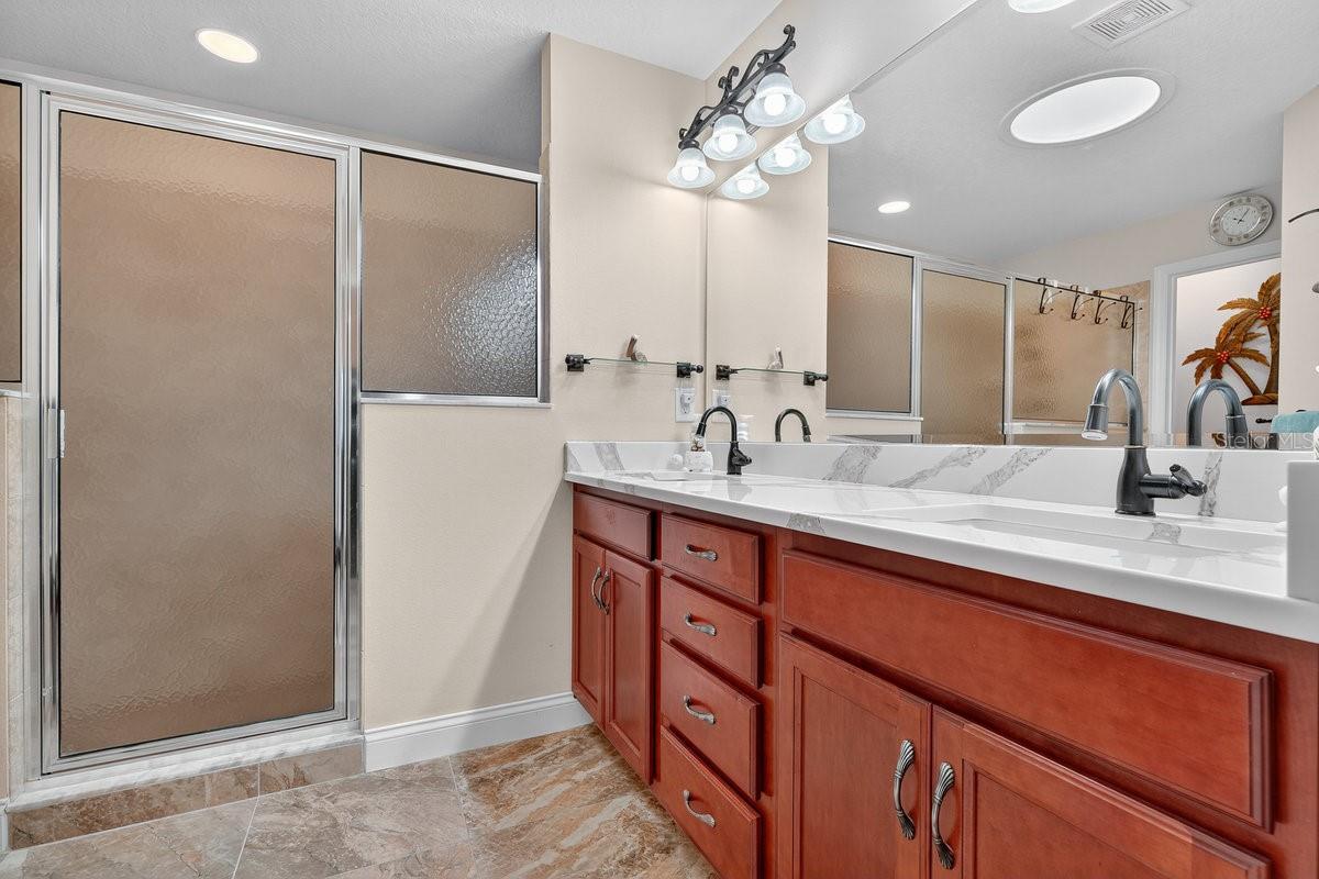 Image 26 of 45 For 406 Phillips Creek Lane