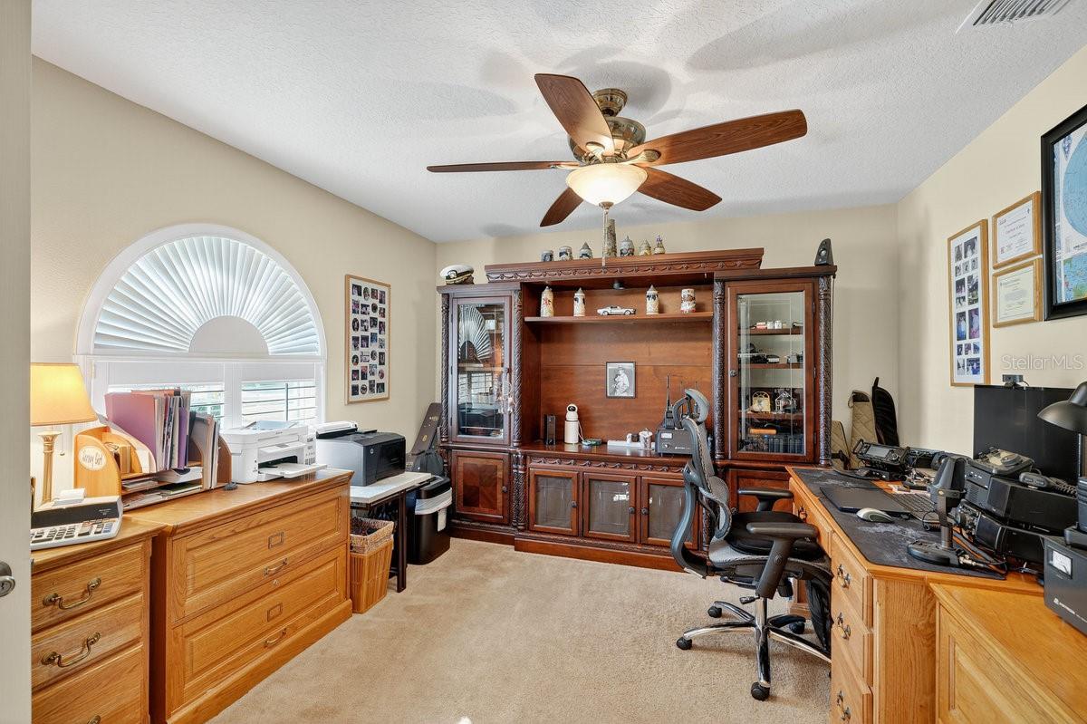 Image 4 of 45 For 406 Phillips Creek Lane