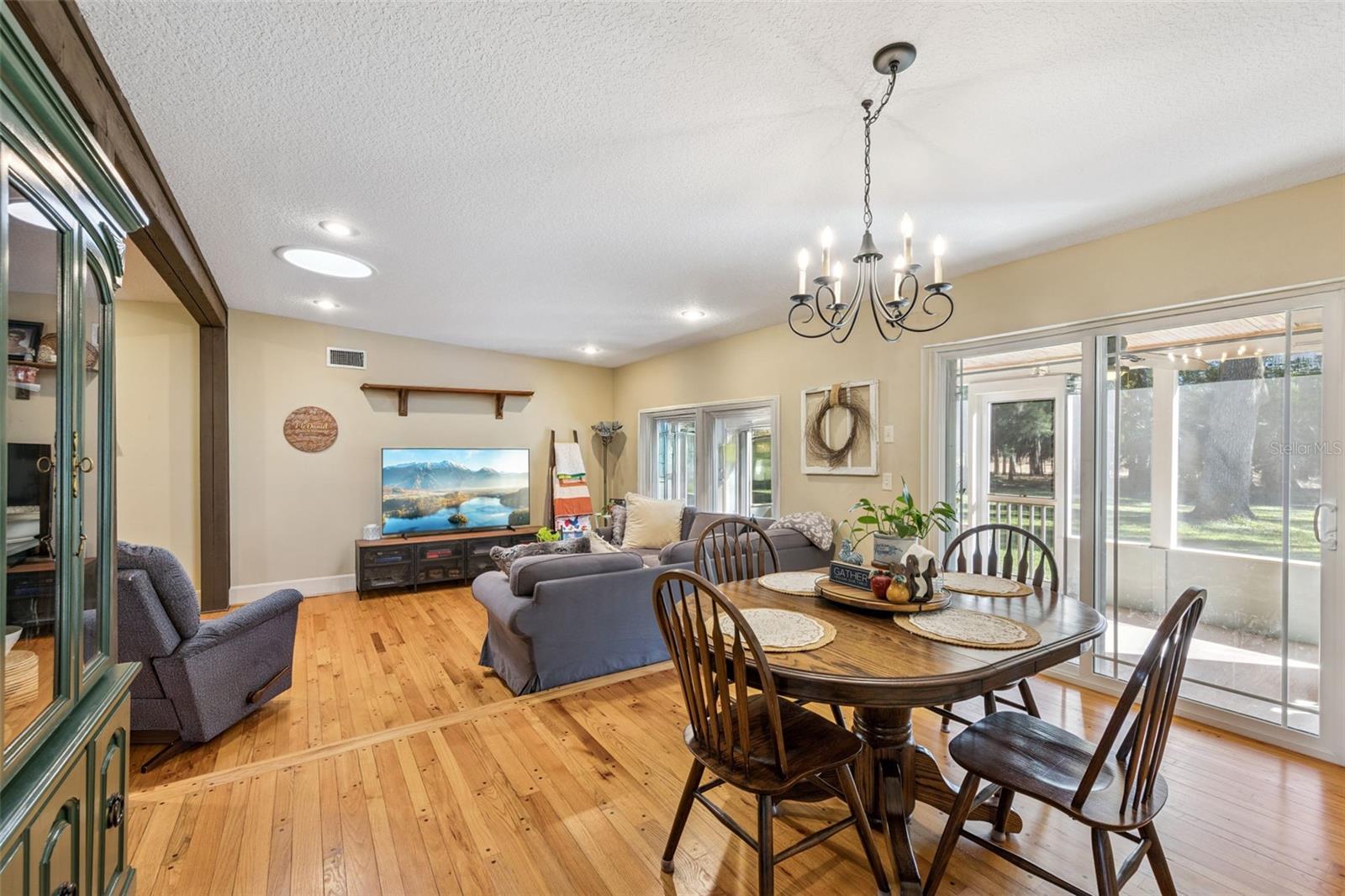 Image 6 of 51 For 1055 Brumley Road