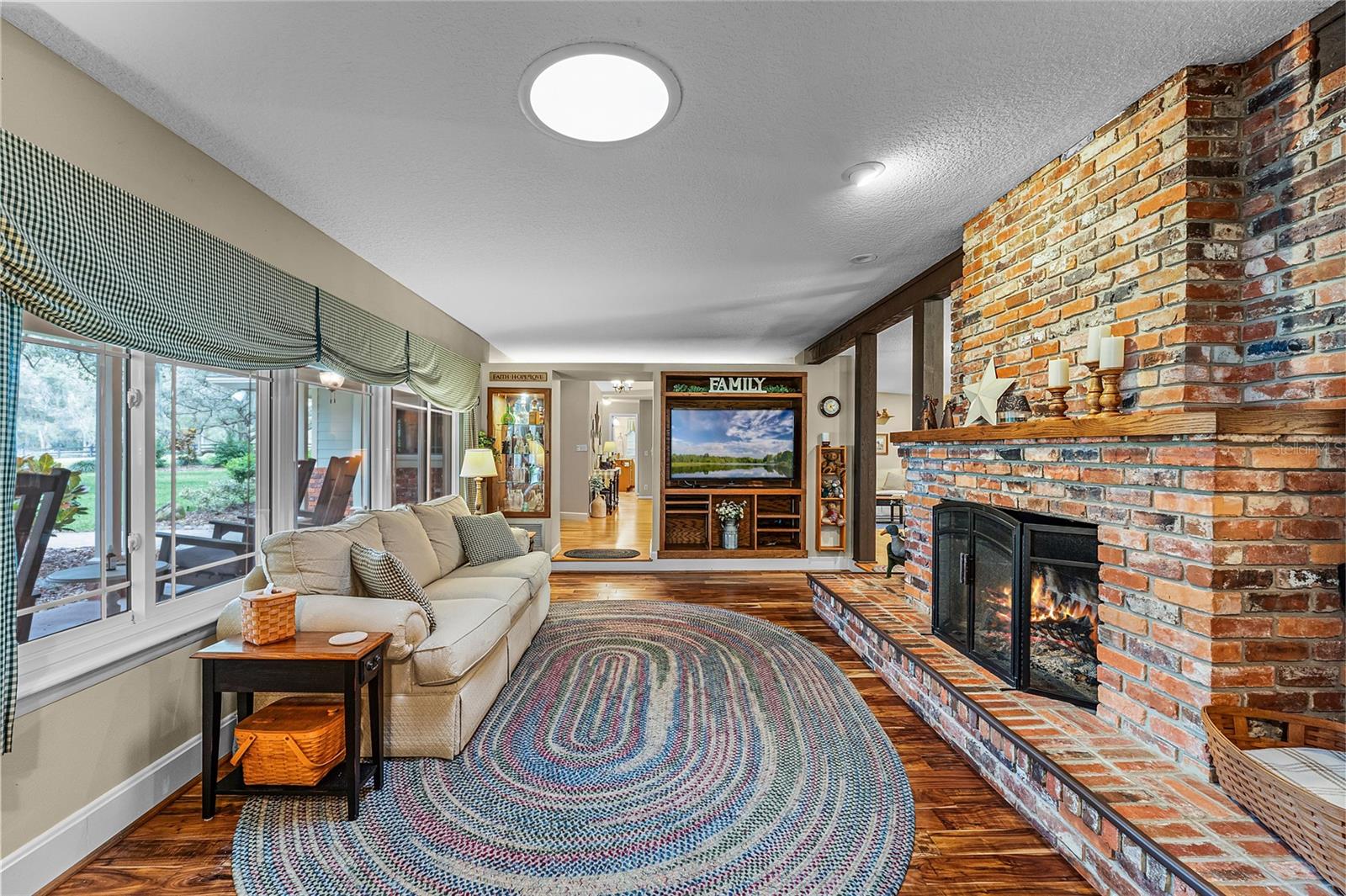 Image 8 of 51 For 1055 Brumley Road