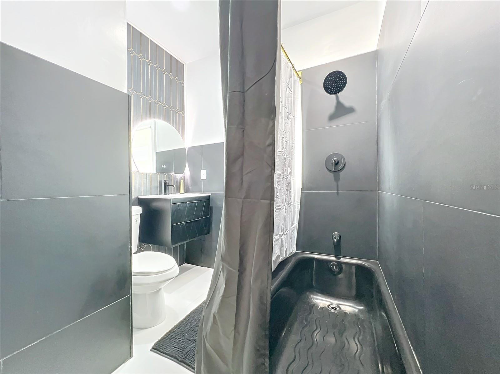 Image 38 of 68 For 16 Lawsona Boulevard