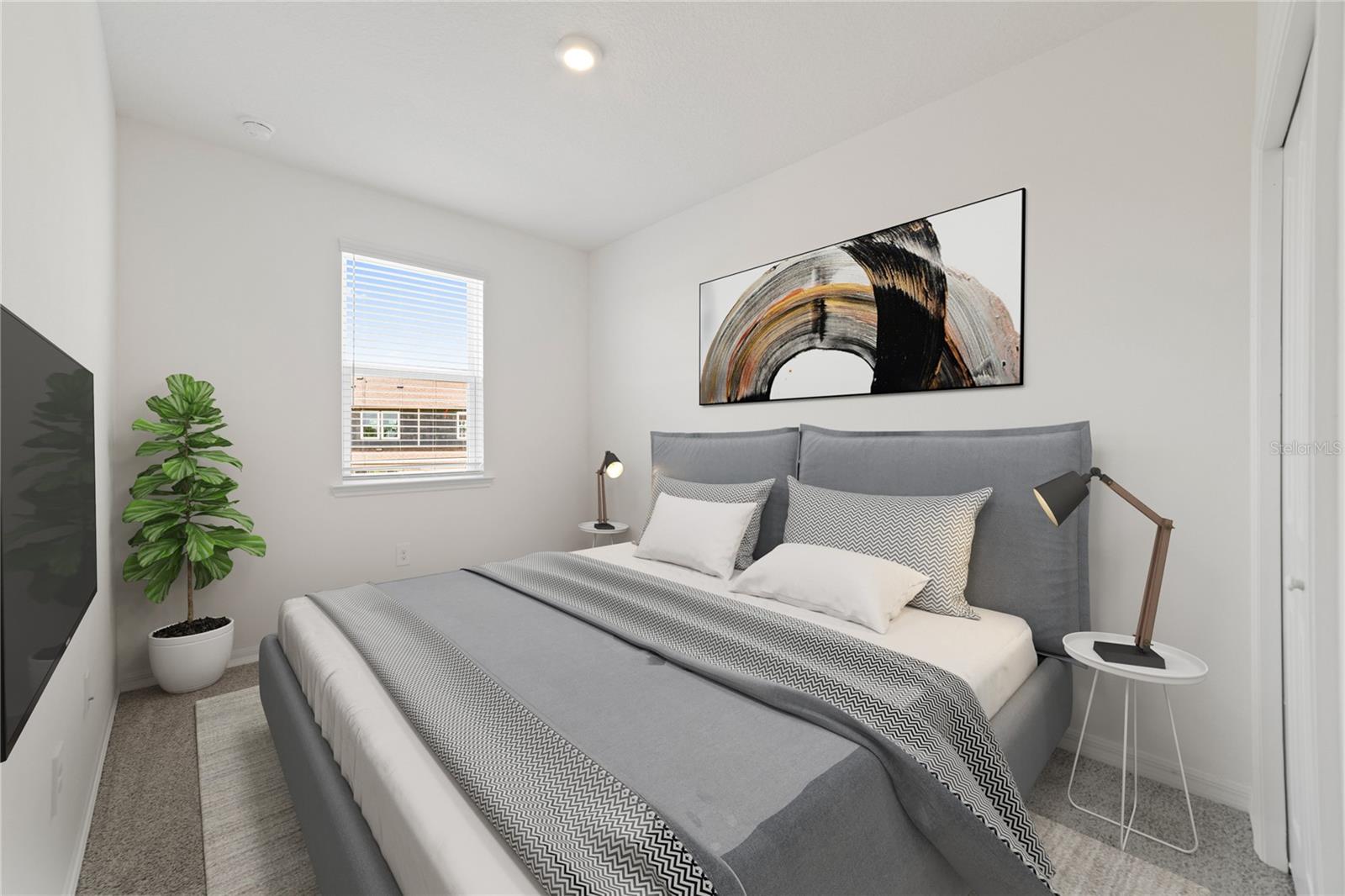 Image 2 of 6 For 1685 Greenleaf Woods Cove