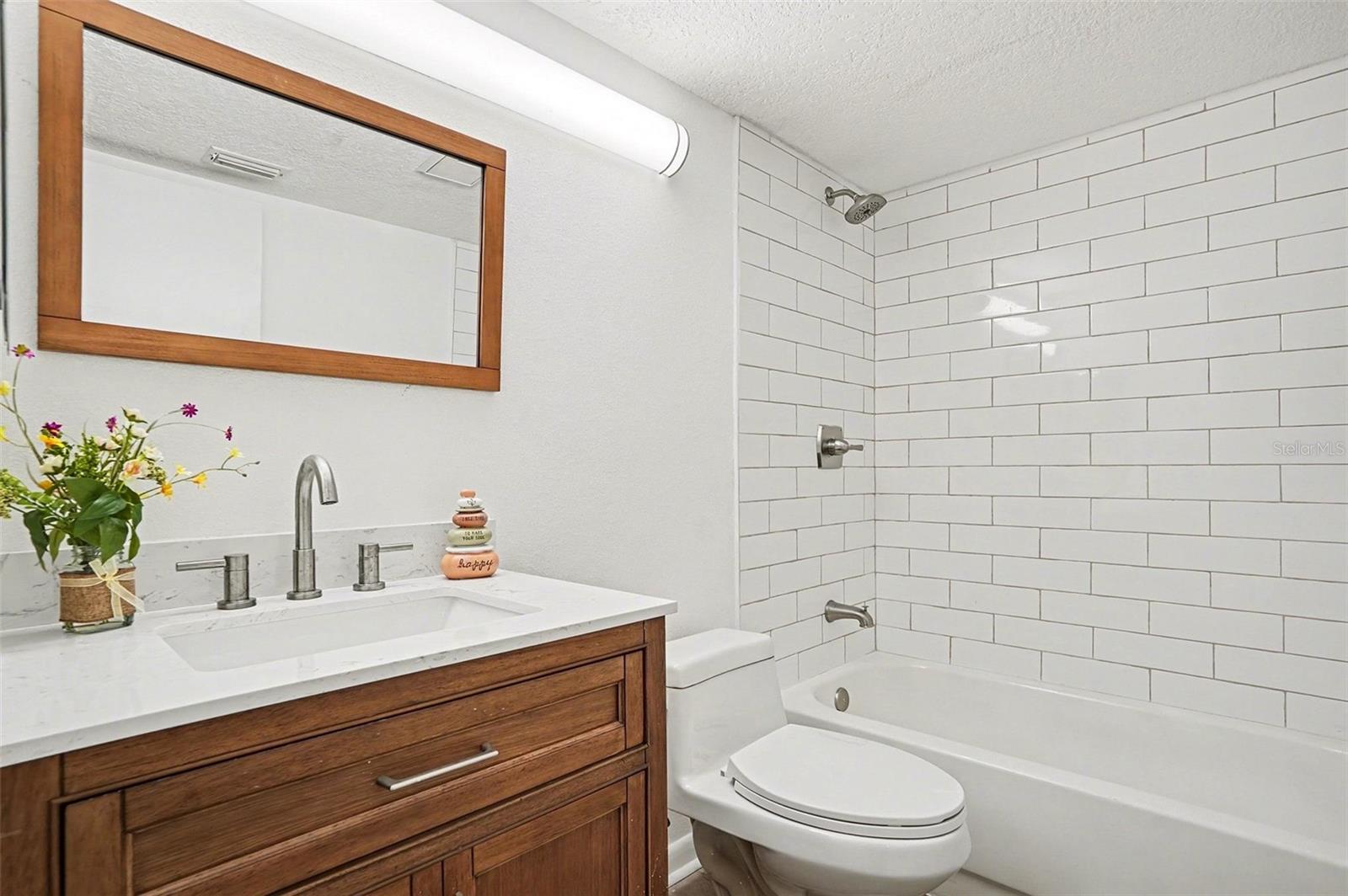 Image 21 of 30 For 1013 Pine Ridge Circle 3c