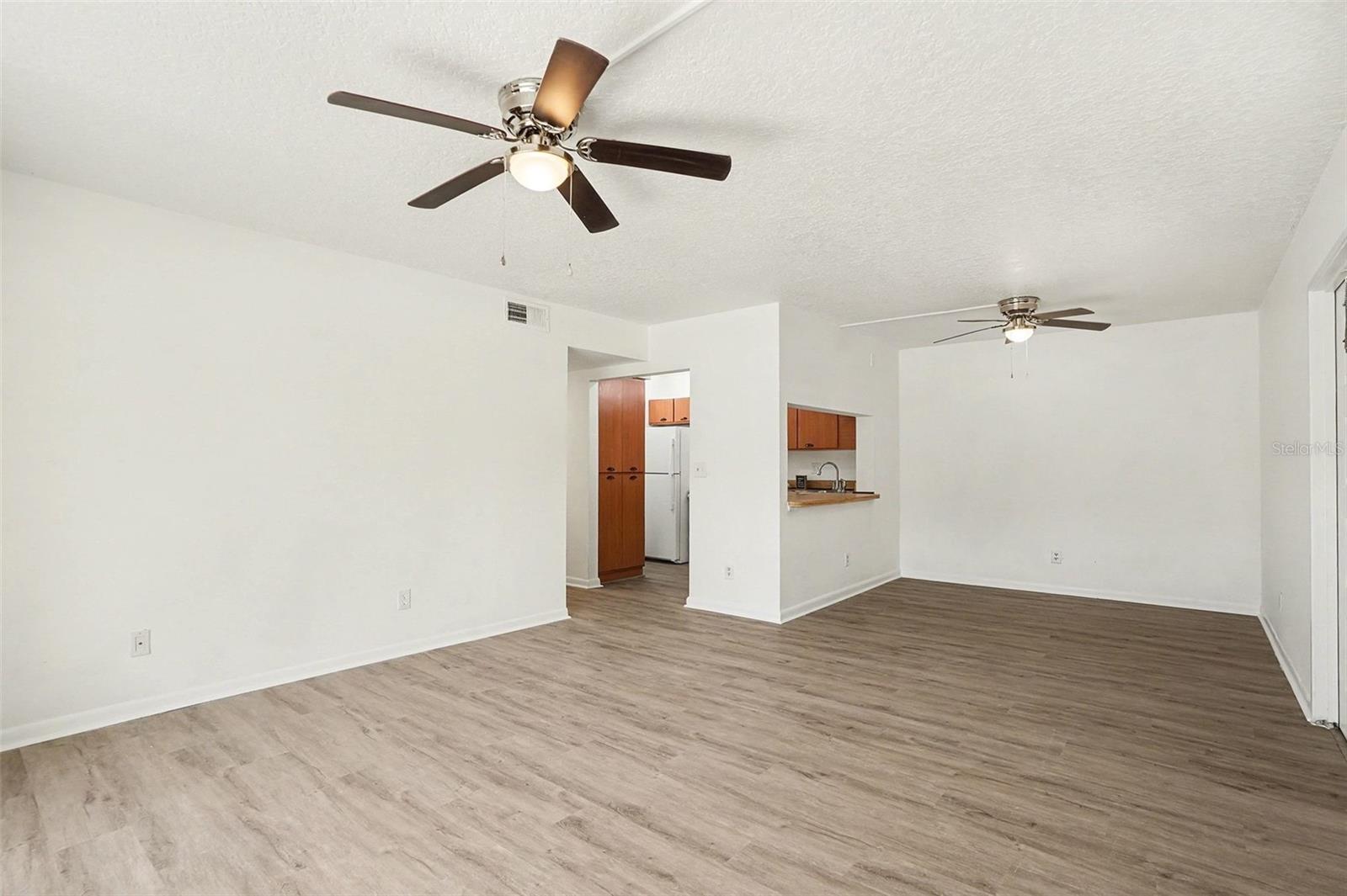 Image 6 of 30 For 1013 Pine Ridge Circle 3c