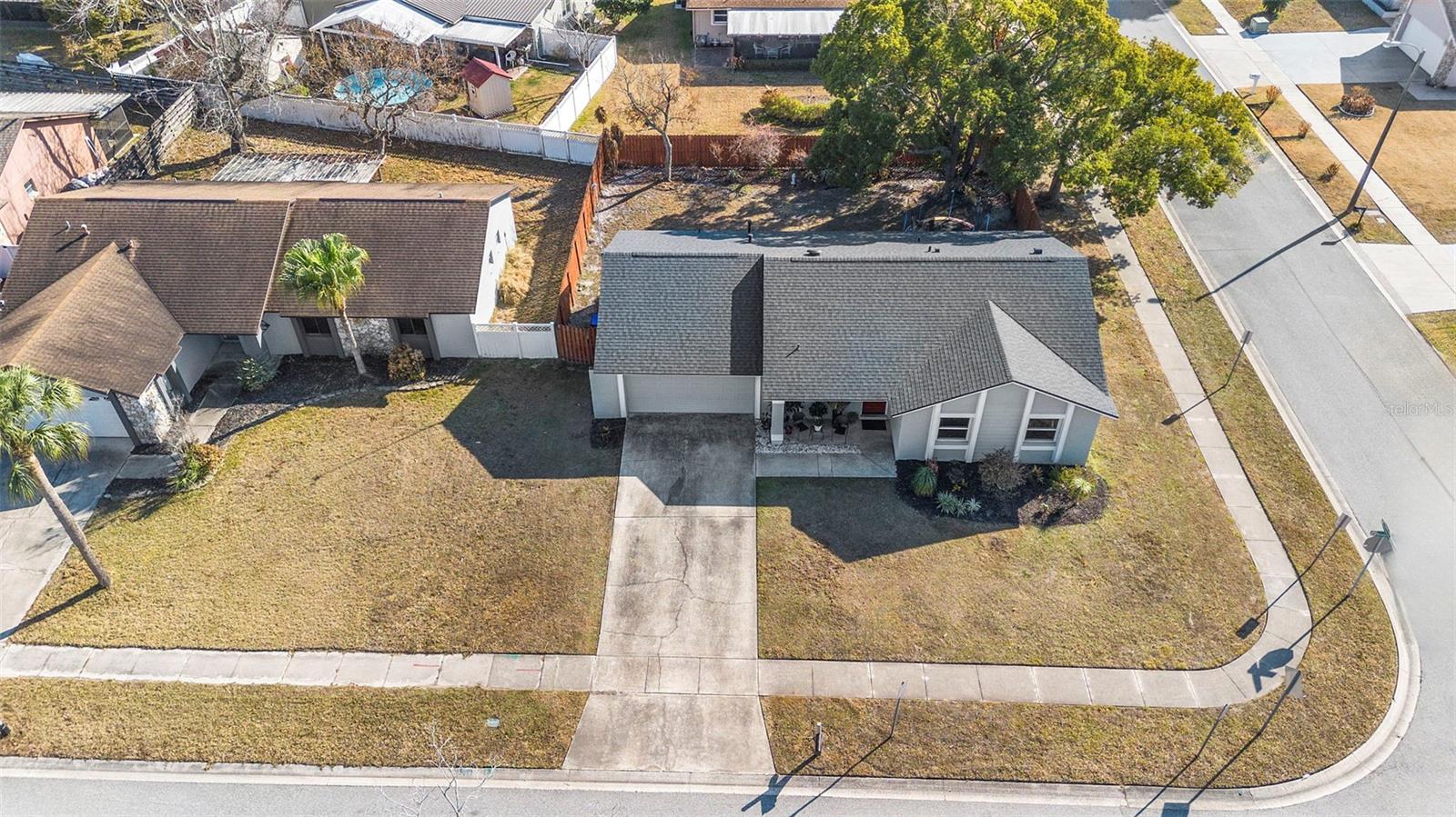 Image 27 of 32 For 2330 Woodway Drive