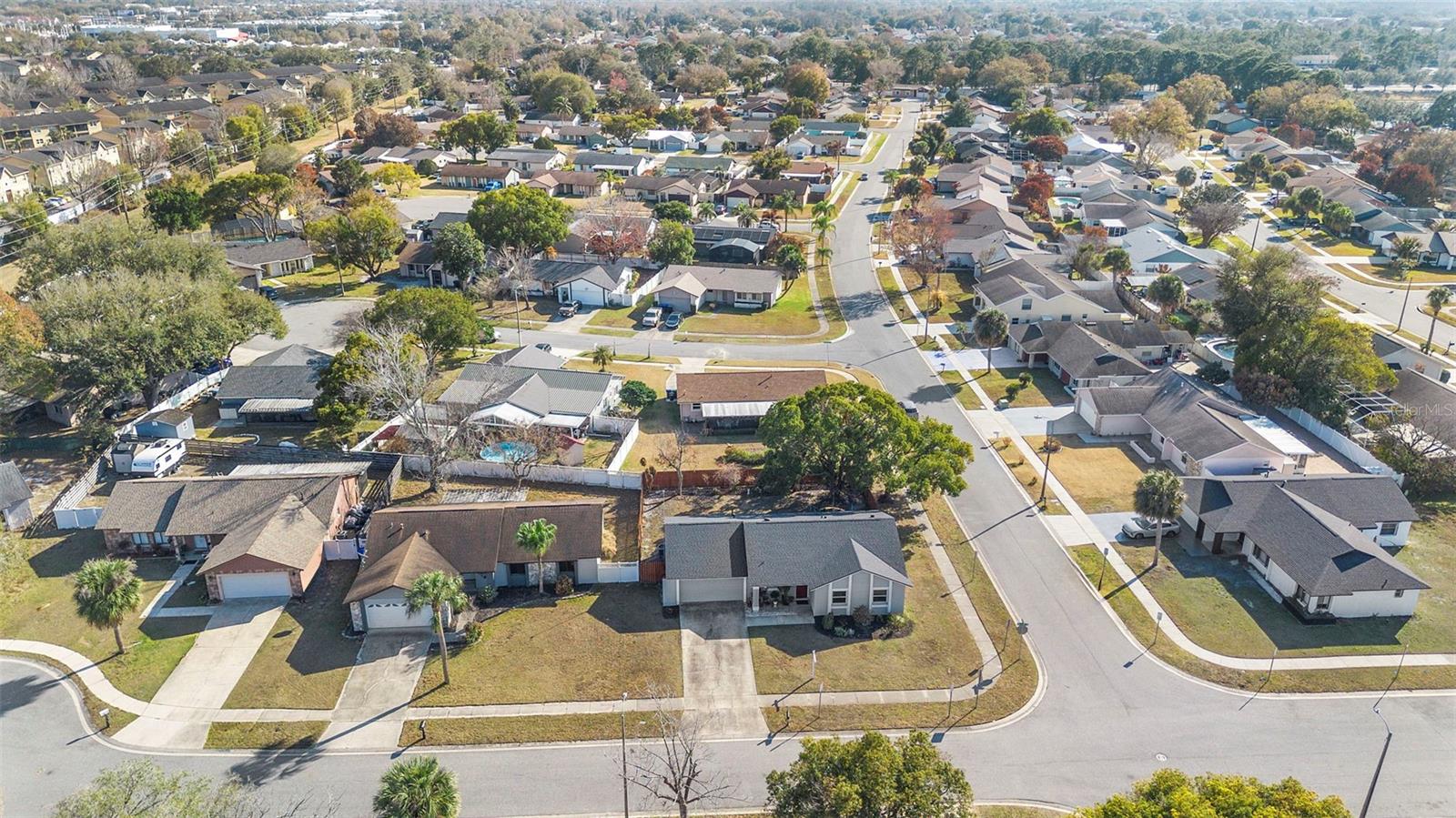 Image 4 of 32 For 2330 Woodway Drive