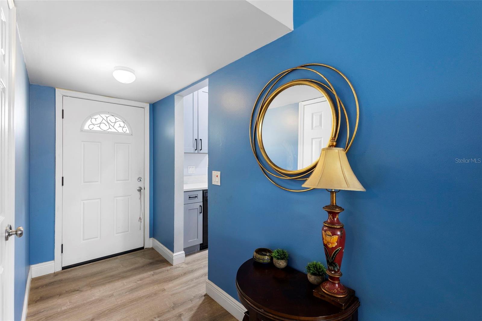 Image 9 of 32 For 2330 Woodway Drive