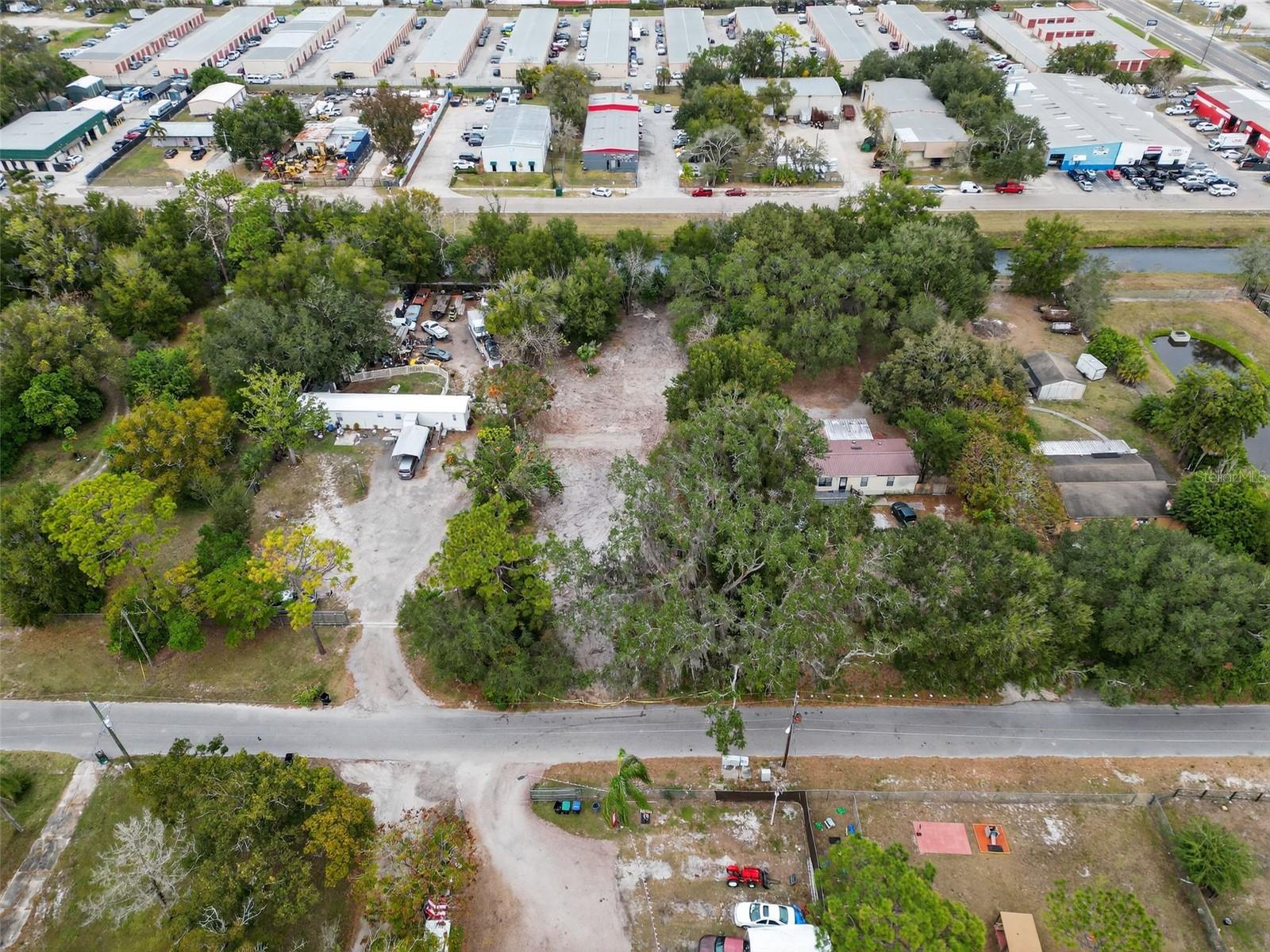 Image 20 of 27 For 6935 Turquoise Lane