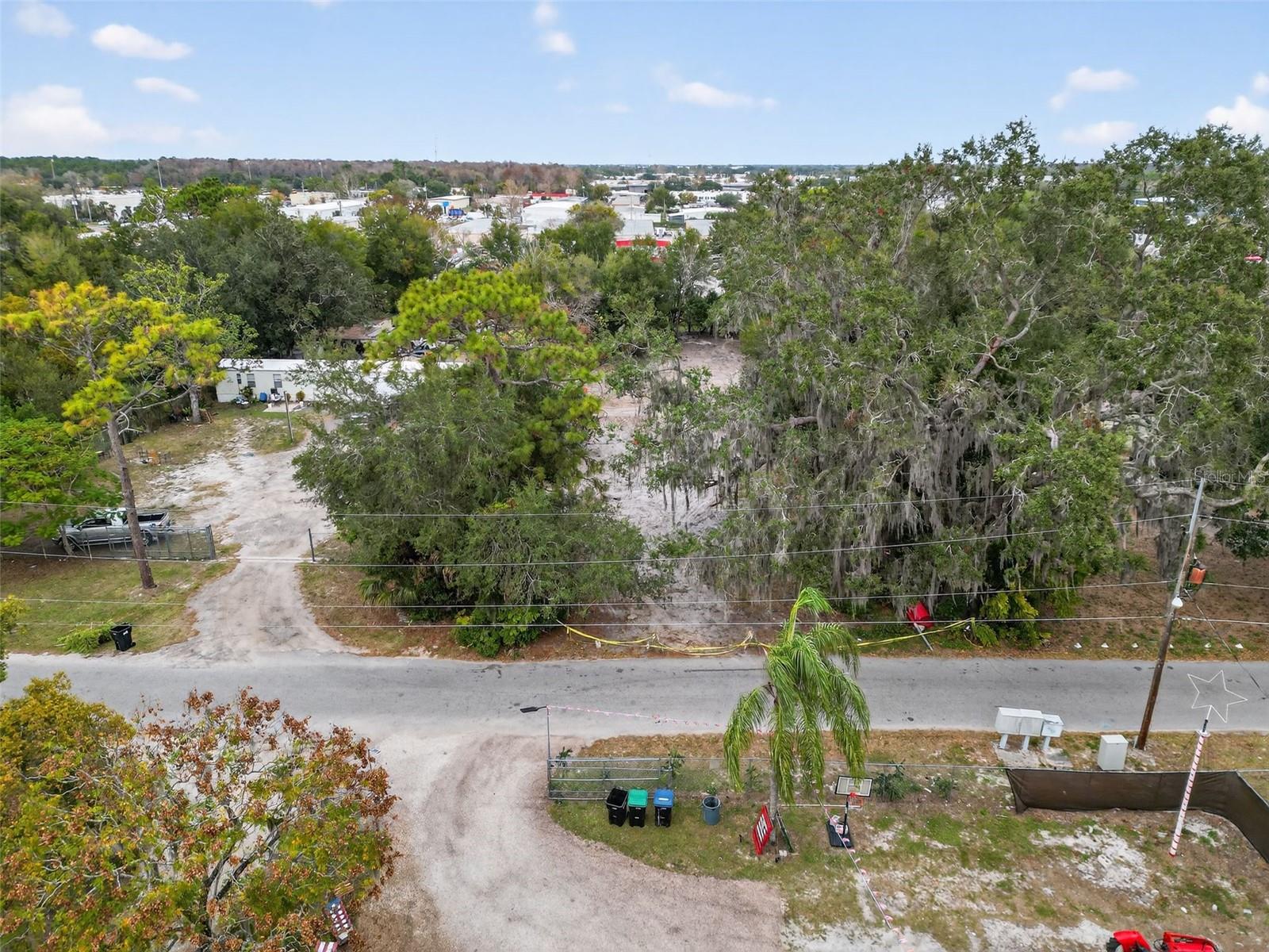 Image 21 of 27 For 6935 Turquoise Lane