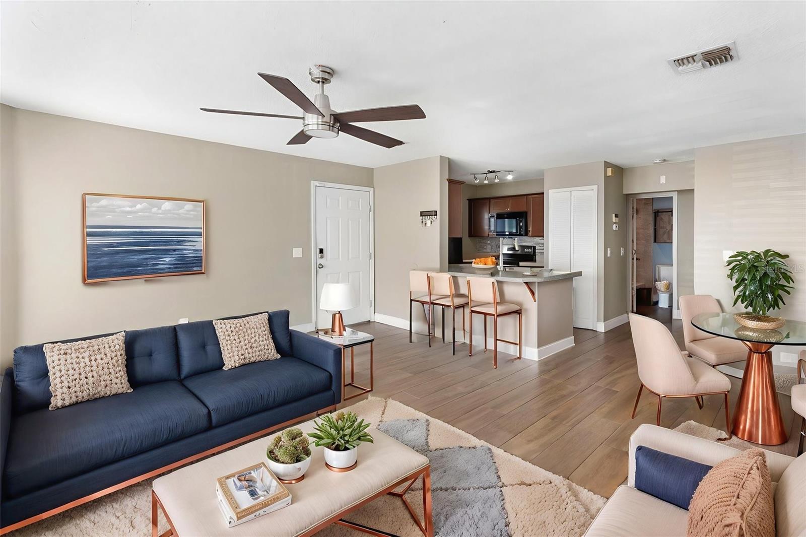 Image 10 of 63 For 942 Bakewell Court 102