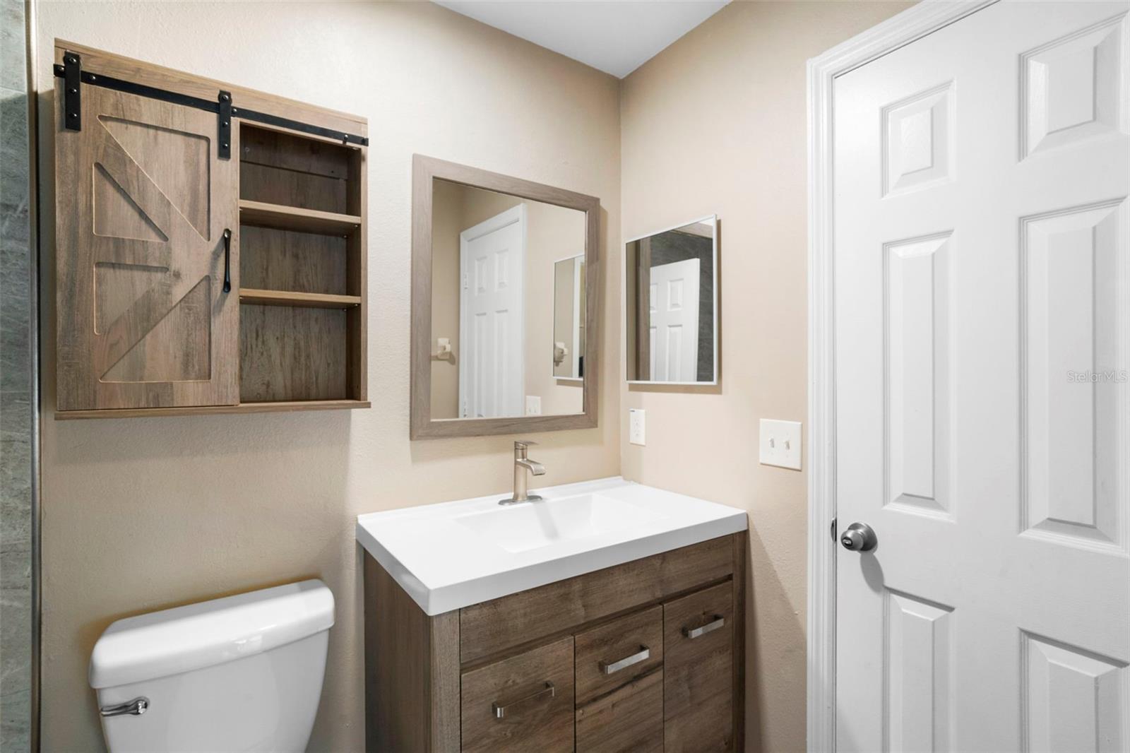 Image 56 of 63 For 942 Bakewell Court 102