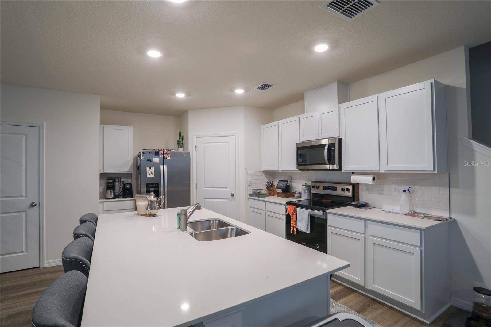 Image 6 of 30 For 5242 Scrub Mint Lane