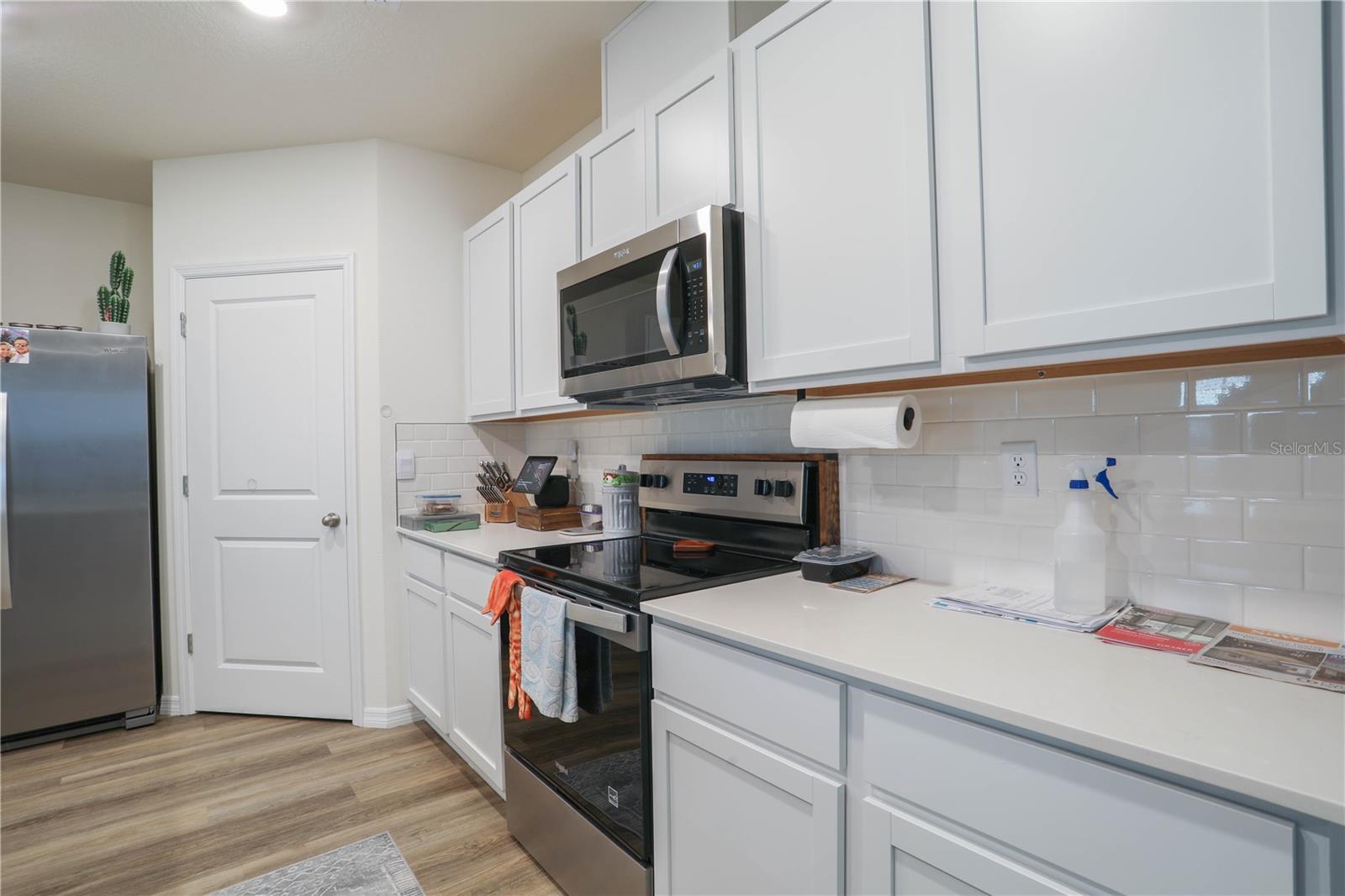 Image 7 of 30 For 5242 Scrub Mint Lane