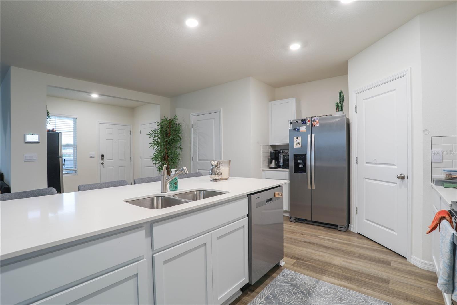 Image 8 of 30 For 5242 Scrub Mint Lane