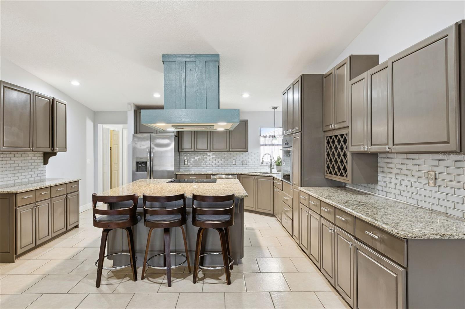 Image 11 of 57 For 2410 Hartridge Point Drive W