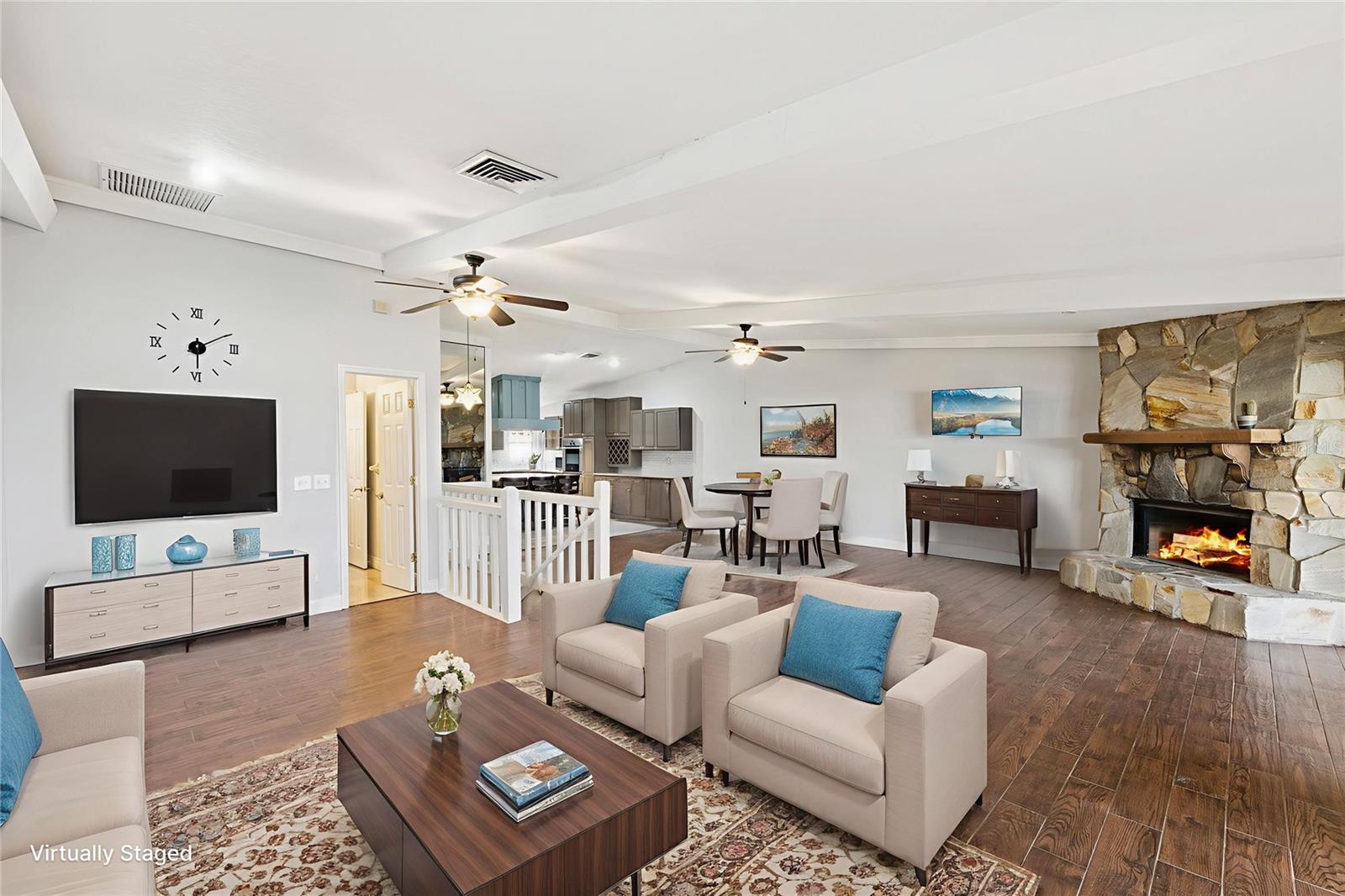 Image 4 of 57 For 2410 Hartridge Point Drive W