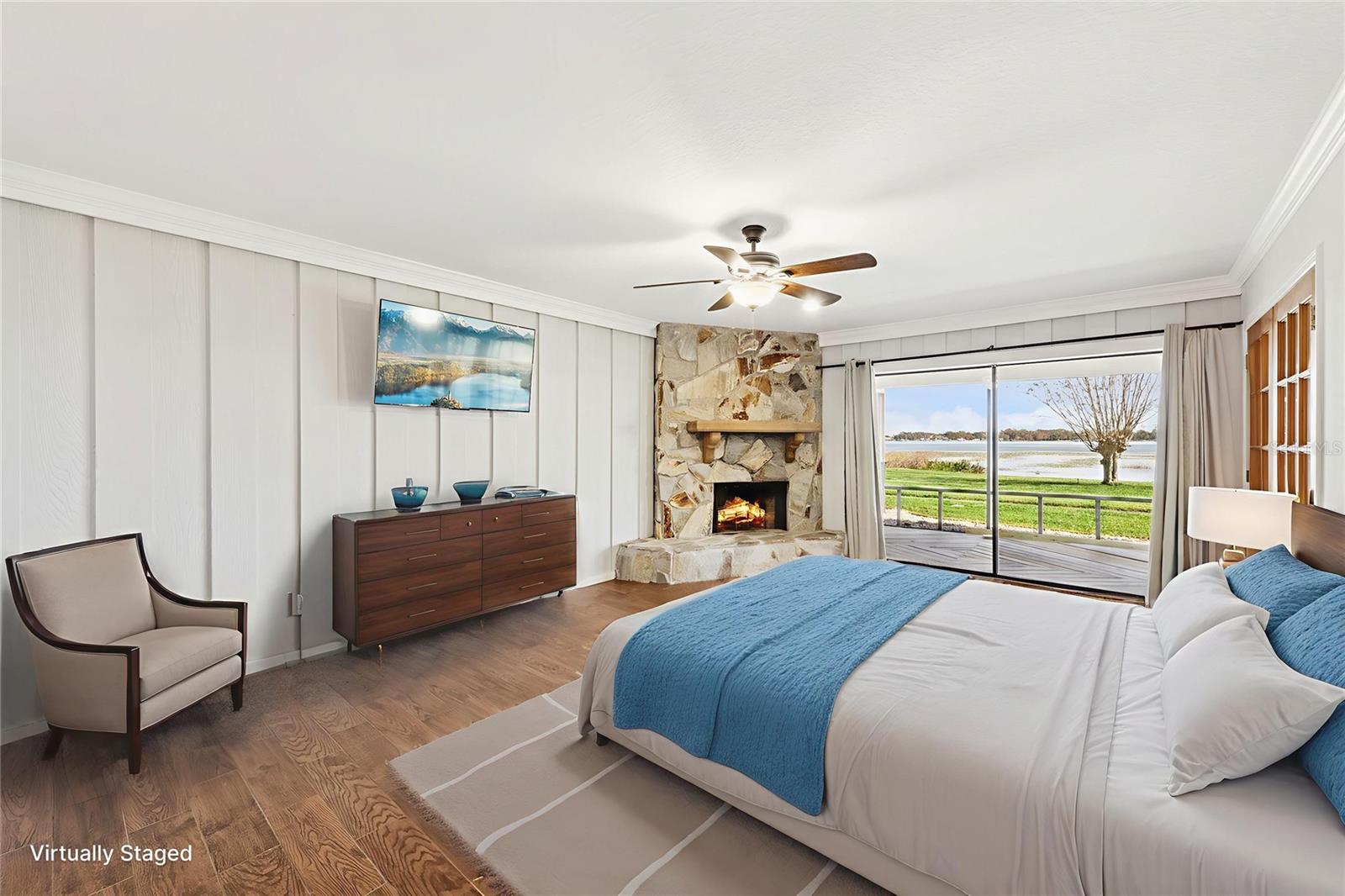 Image 7 of 57 For 2410 Hartridge Point Drive W