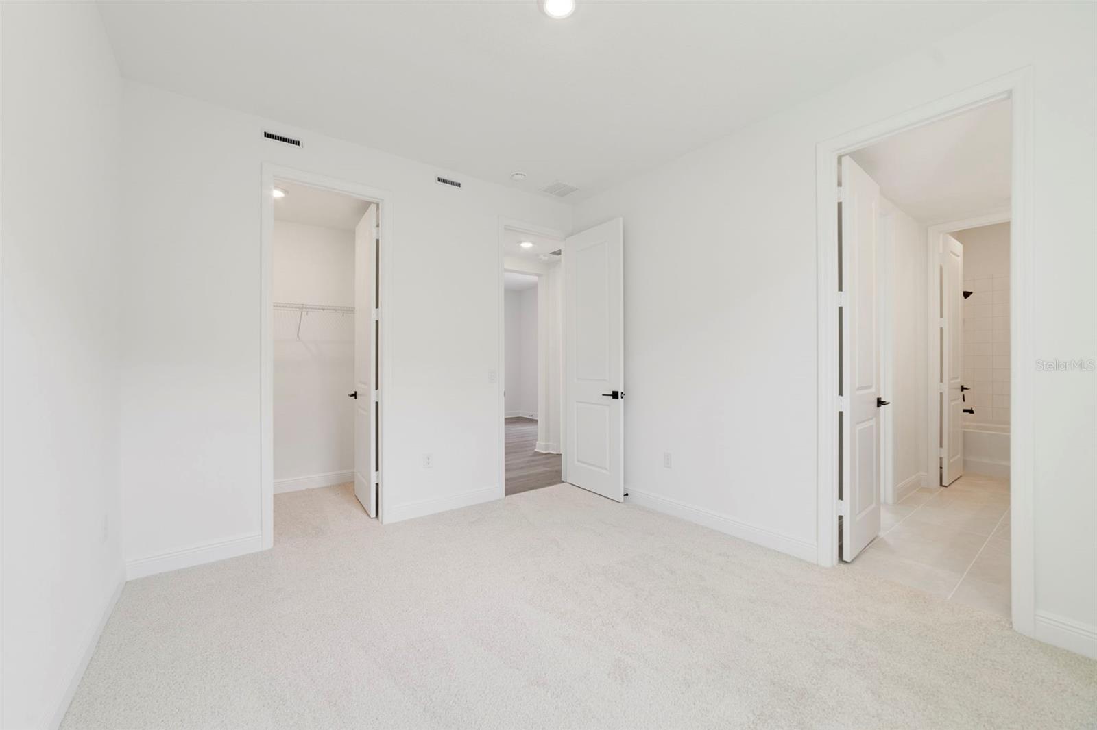 Image 10 of 24 For 3500 Lemon Button Terrace