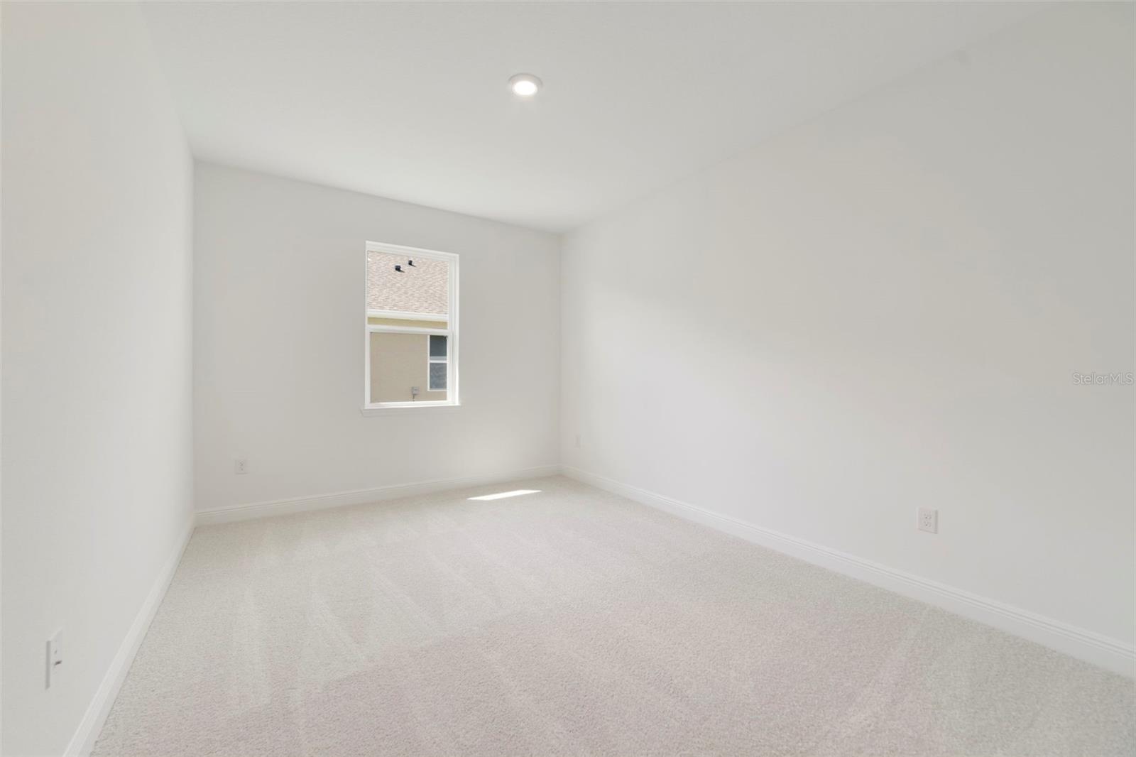 Image 13 of 24 For 3500 Lemon Button Terrace