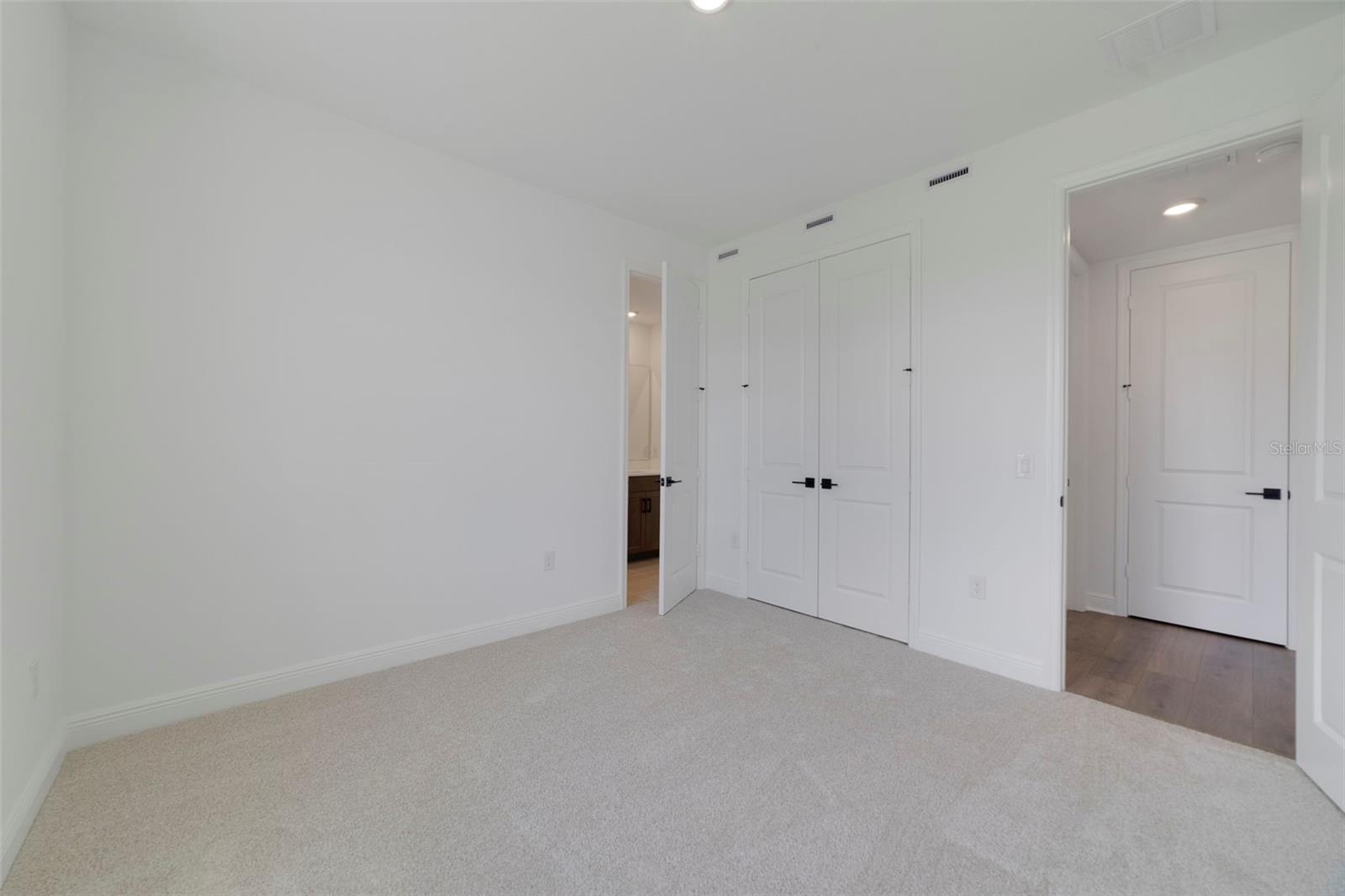 Image 8 of 24 For 3500 Lemon Button Terrace