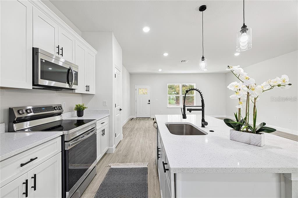 Image 10 of 22 For 8039 Santos Drive