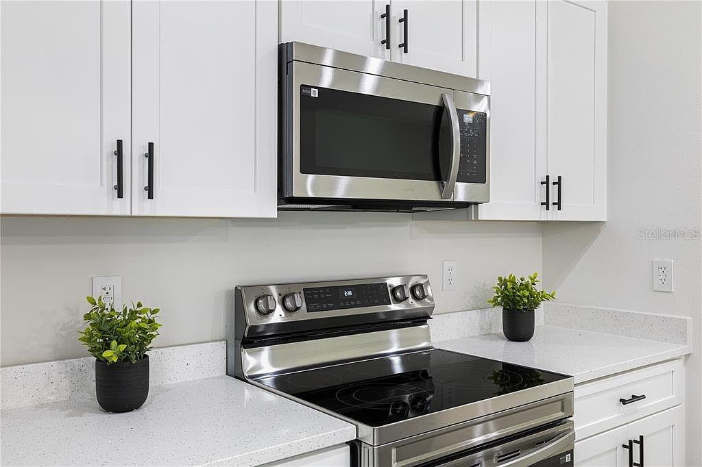 Image 11 of 22 For 8039 Santos Drive