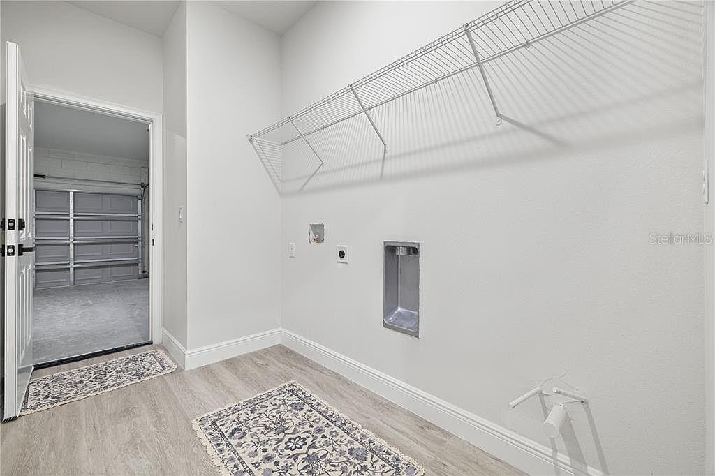 Image 18 of 22 For 8039 Santos Drive