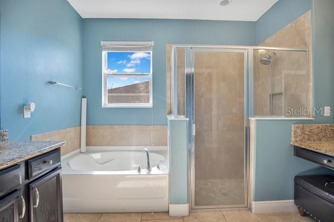 Image 29 of 42 For 1422 Sharon Rose Trace