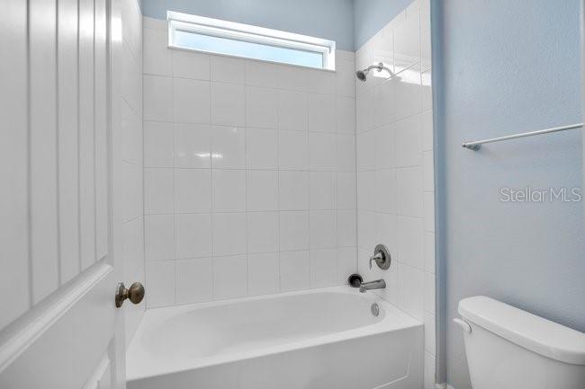 Image 34 of 42 For 1422 Sharon Rose Trace