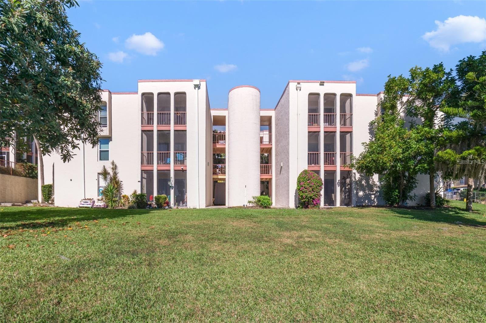 Image 17 of 20 For 512 Orange Drive 33