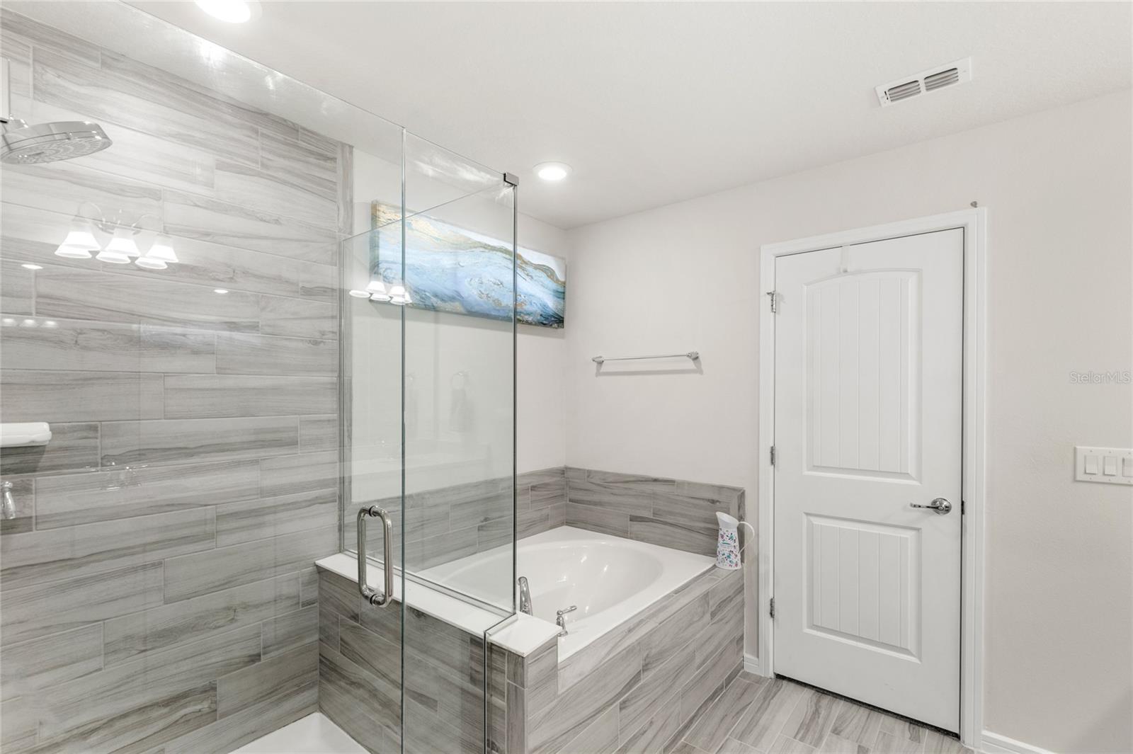 Image 20 of 57 For 3294 Hanging Tide Street