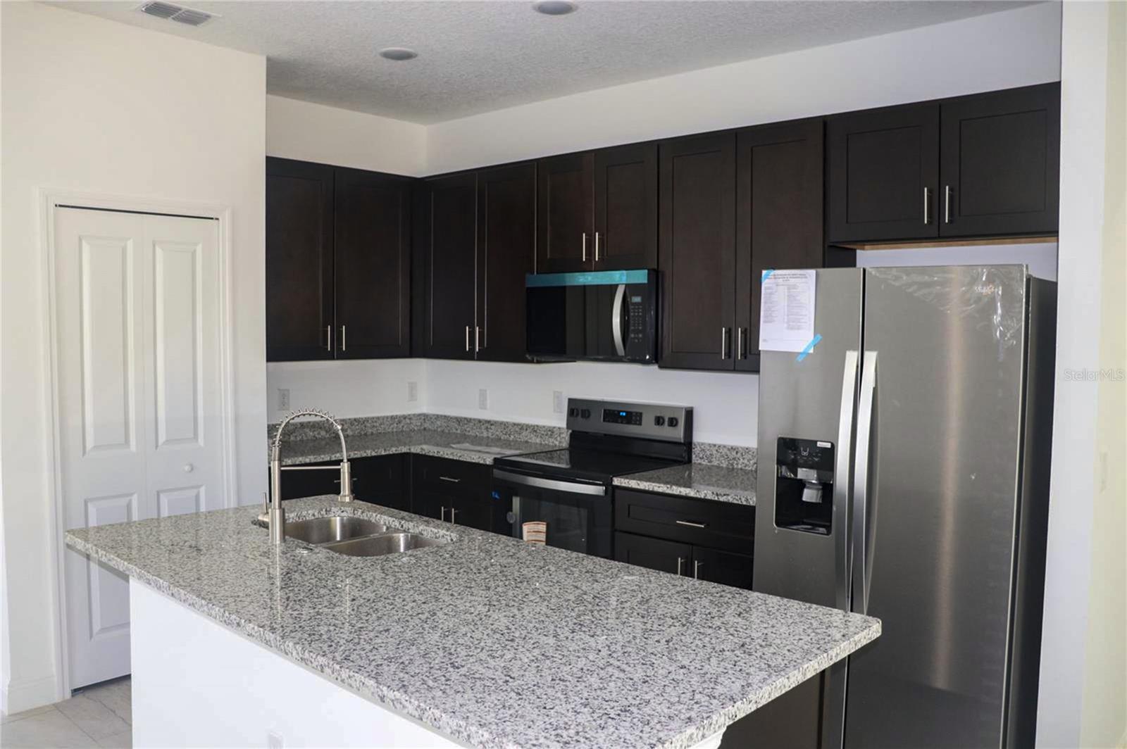 Image 10 of 48 For 6926 Elkcam Boulevard