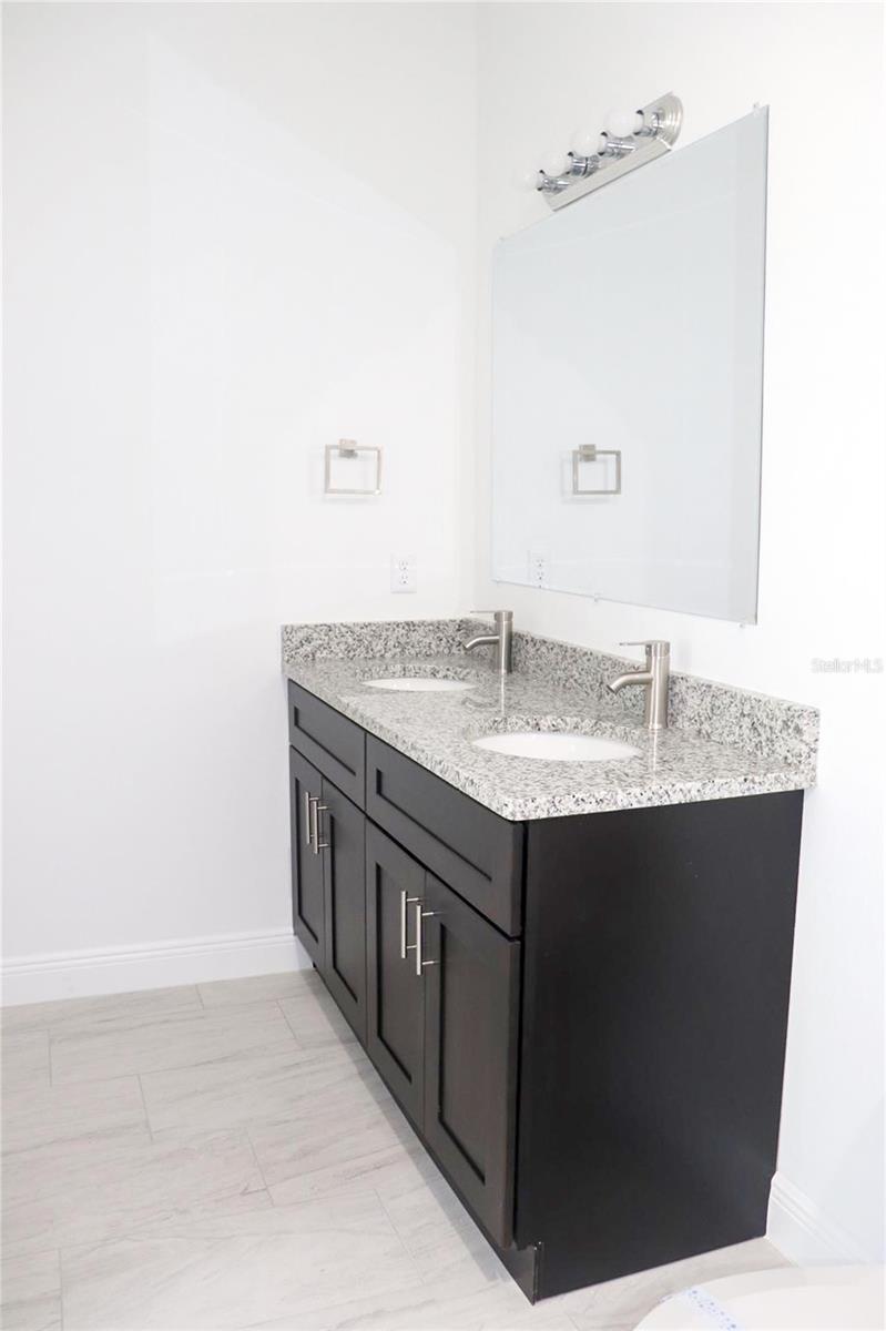 Image 24 of 48 For 6926 Elkcam Boulevard