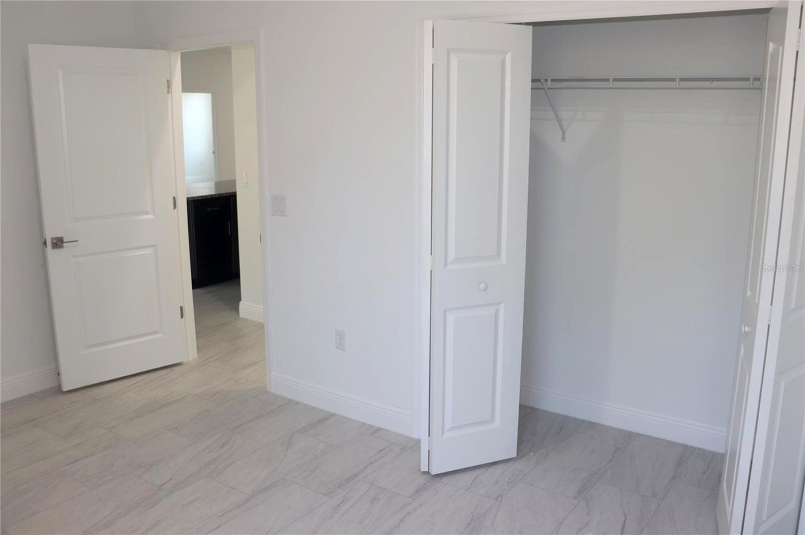 Image 39 of 48 For 6926 Elkcam Boulevard