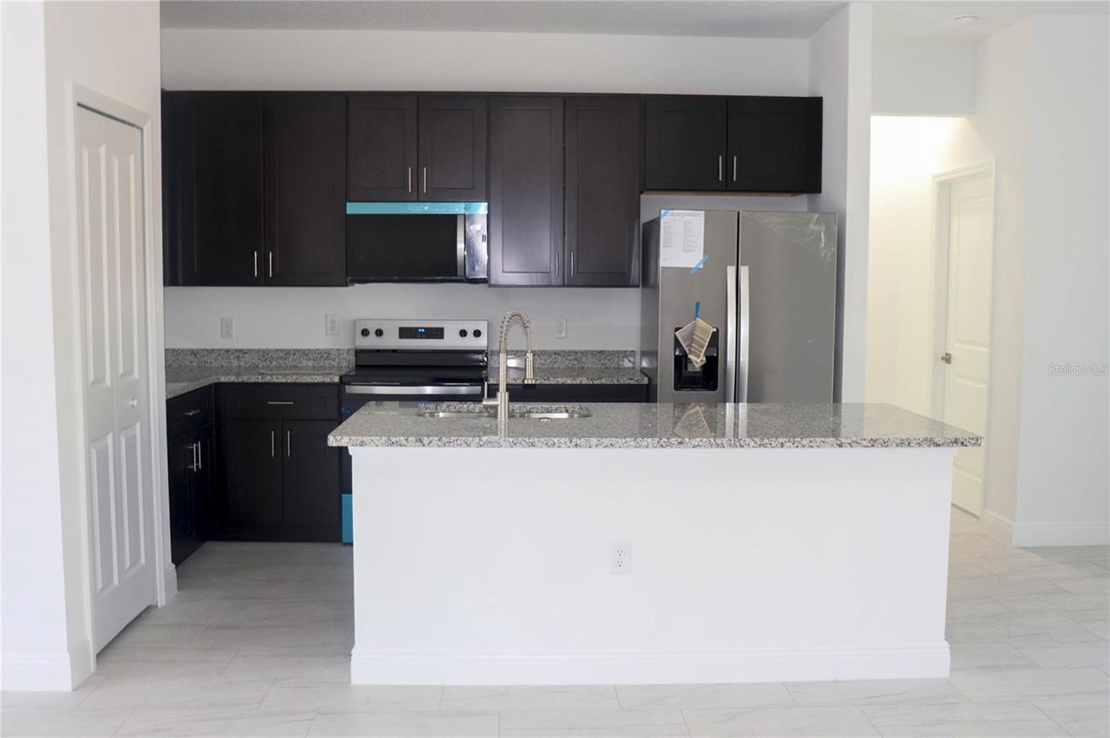 Image 8 of 48 For 6926 Elkcam Boulevard