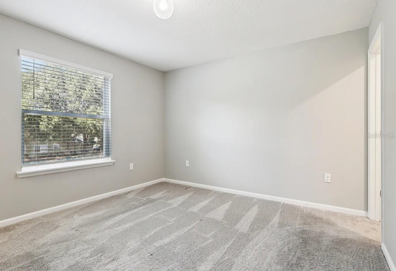 Image 10 of 12 For 11748 Beardgrass Way