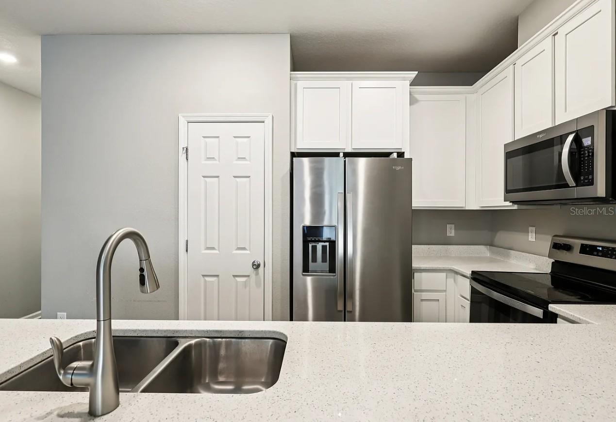 Image 6 of 12 For 11748 Beardgrass Way