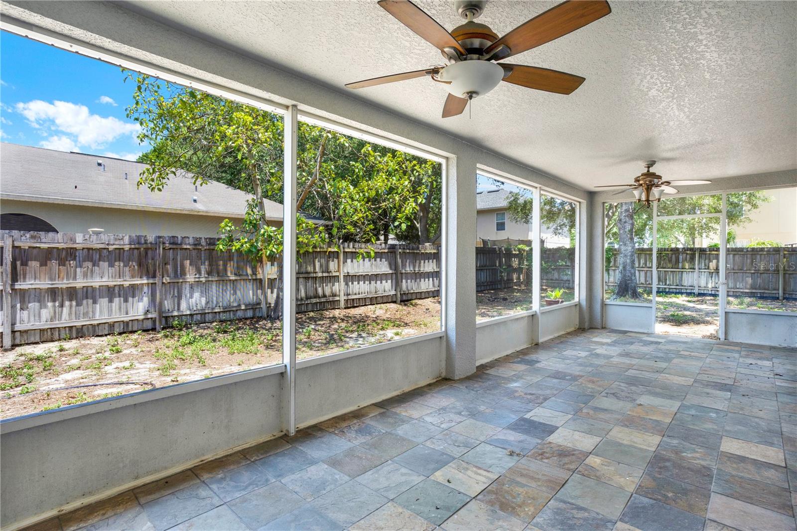 Image 39 of 43 For 809 Deer Glen Court