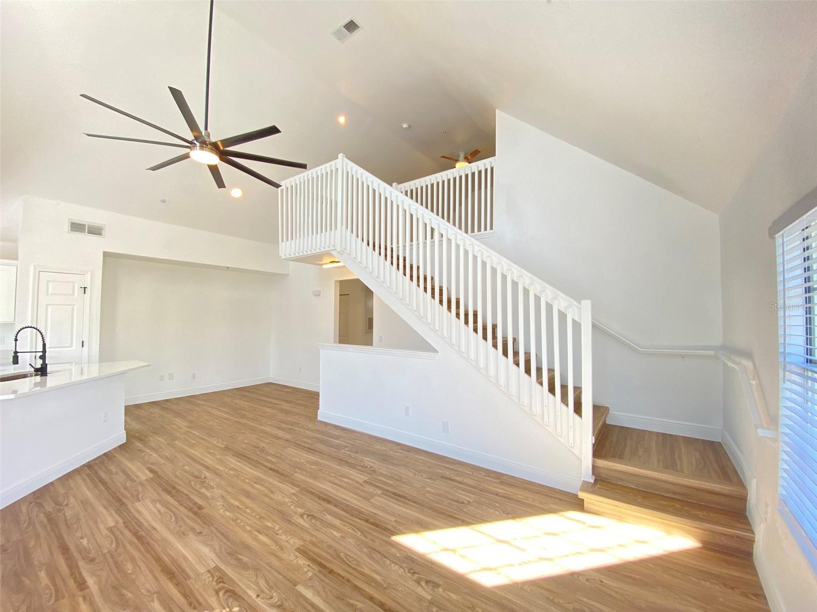 Image 7 of 34 For 9021 Lee Vista Boulevard 1710