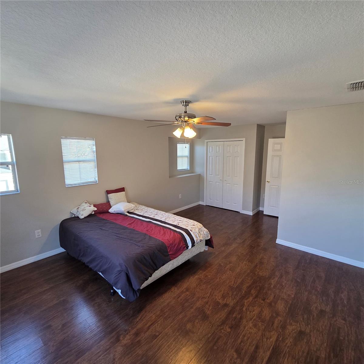 Image 29 of 51 For 641 Rosselli Boulevard