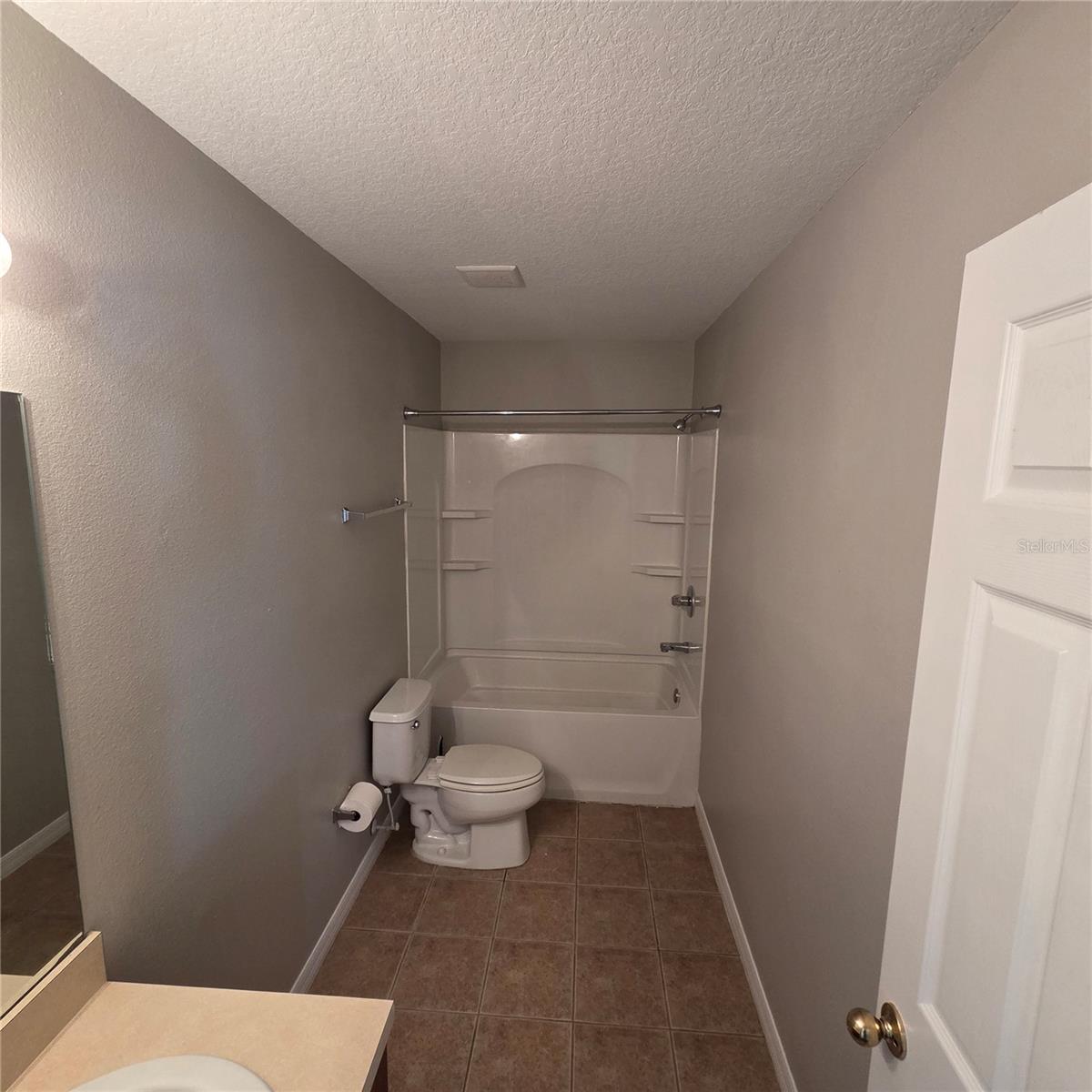 Image 41 of 51 For 641 Rosselli Boulevard