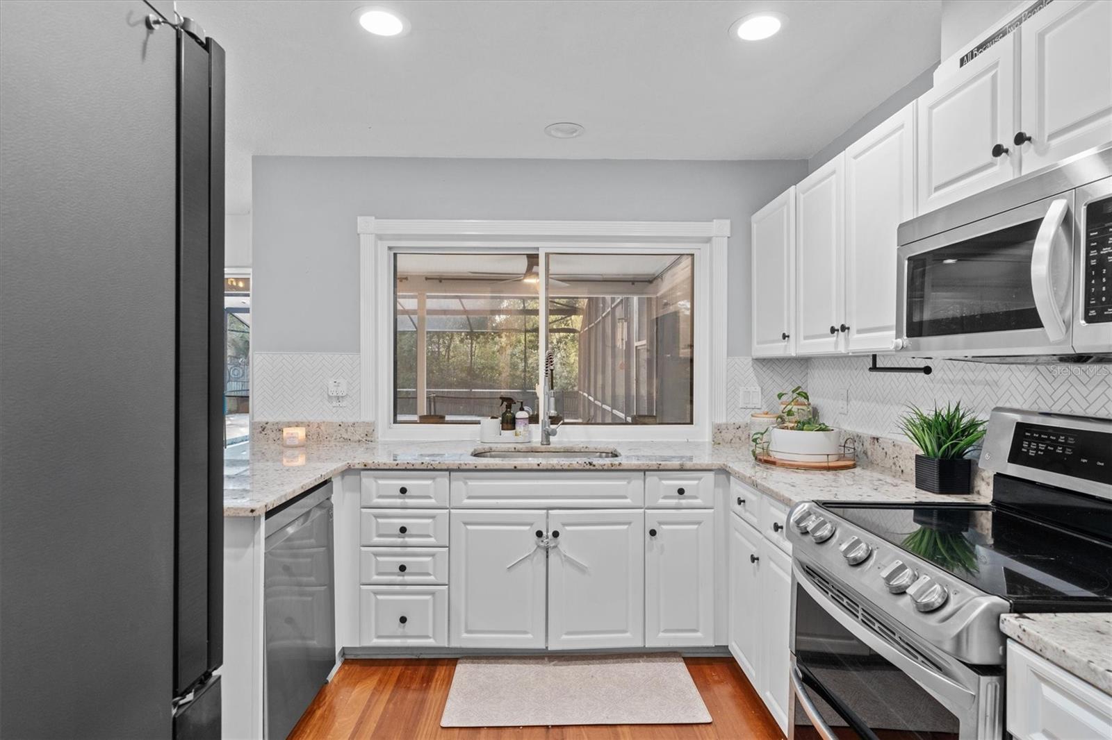 Image 17 of 44 For 109 Country Hill Drive