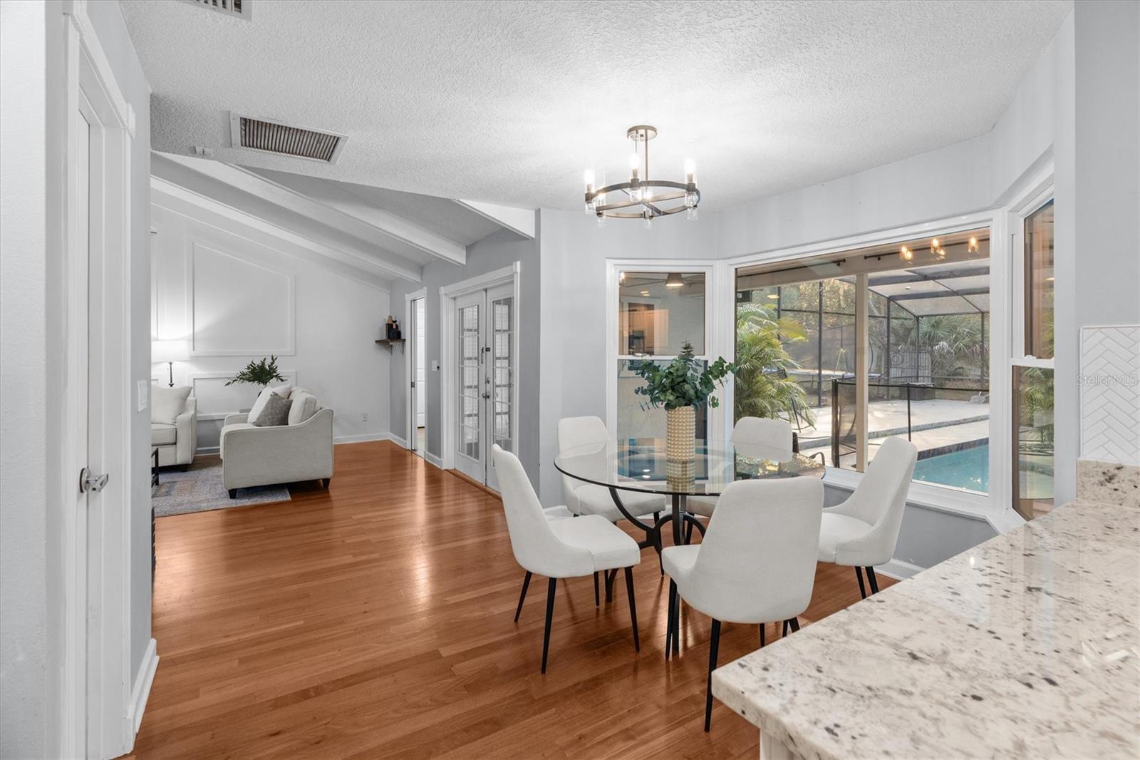 Image 18 of 44 For 109 Country Hill Drive