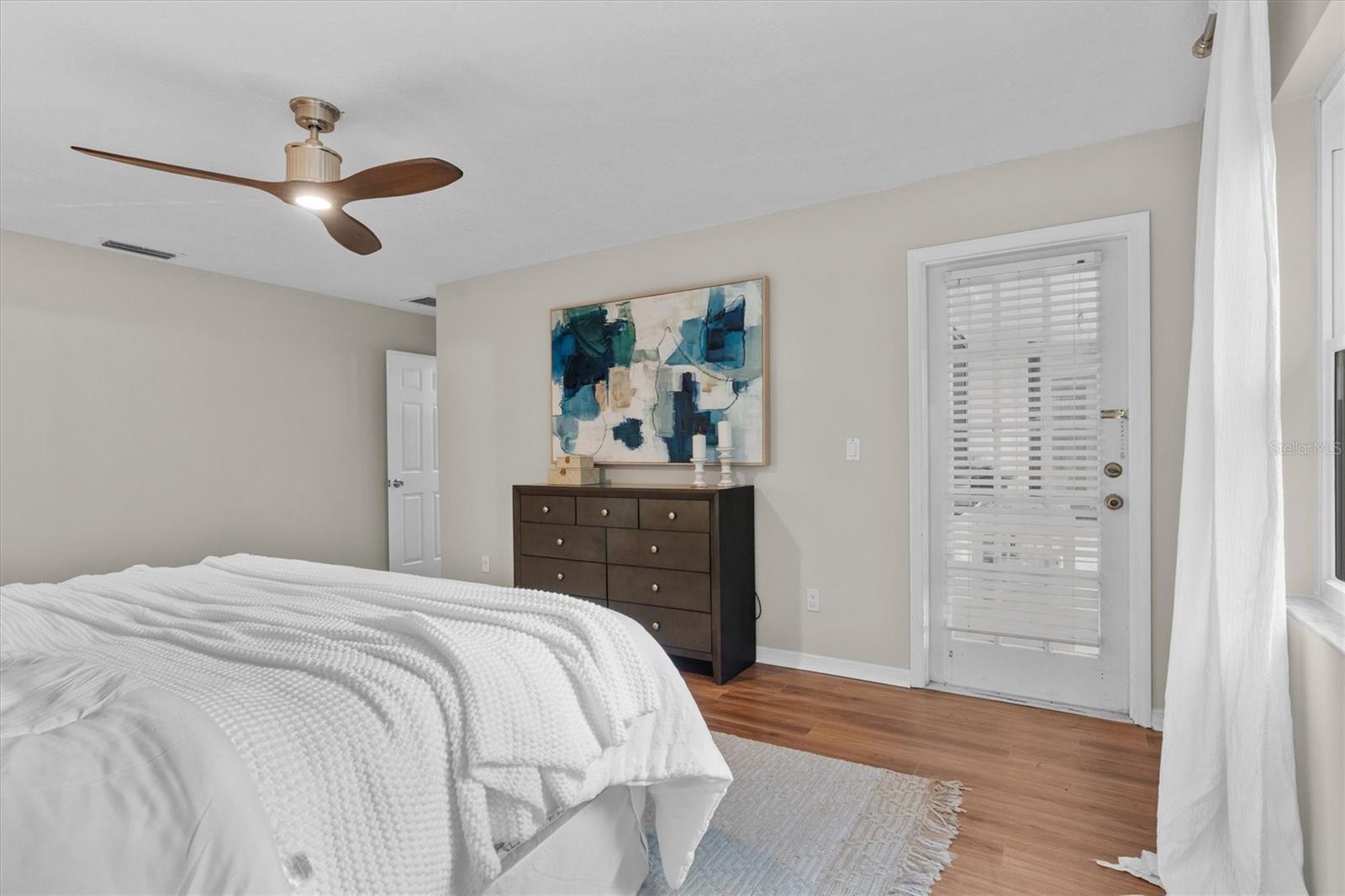 Image 20 of 44 For 109 Country Hill Drive