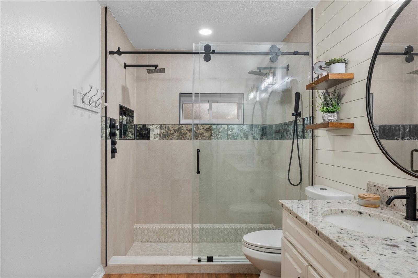 Image 22 of 44 For 109 Country Hill Drive