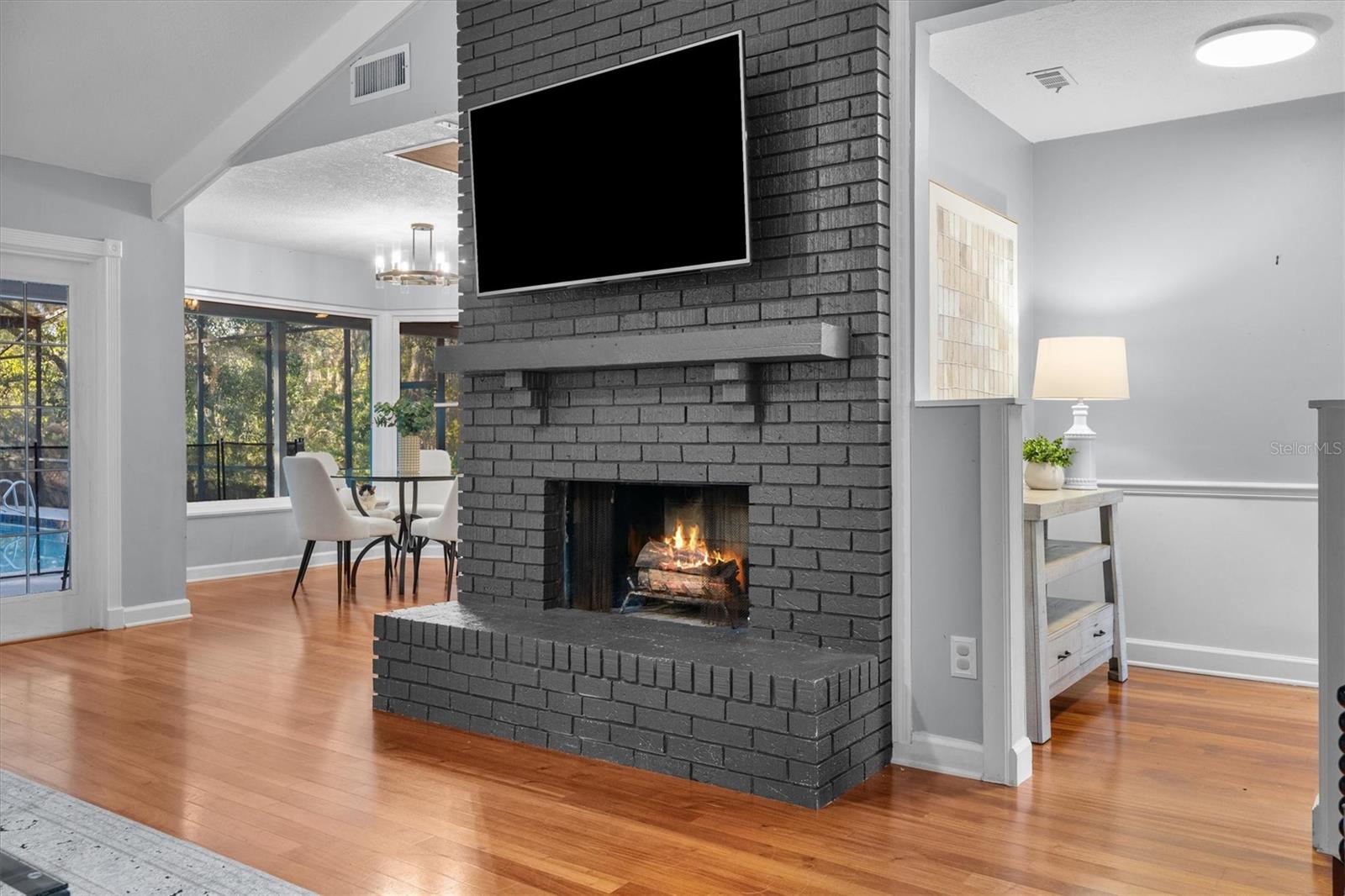 Image 8 of 44 For 109 Country Hill Drive