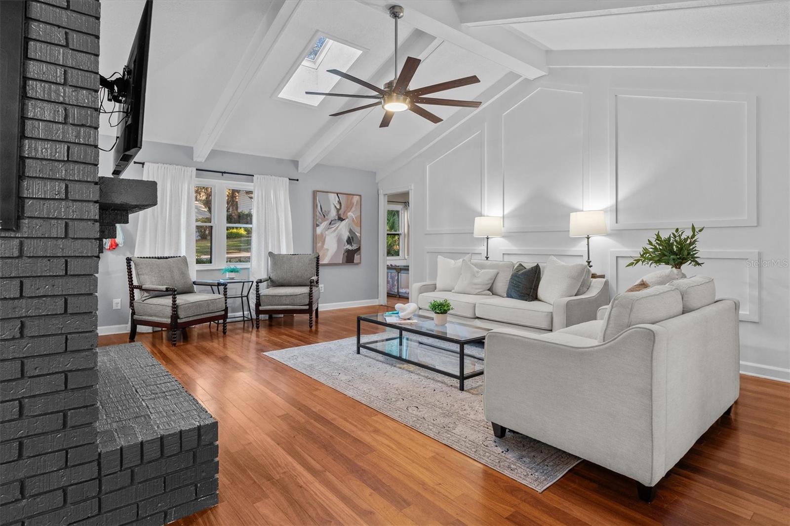 Image 9 of 44 For 109 Country Hill Drive